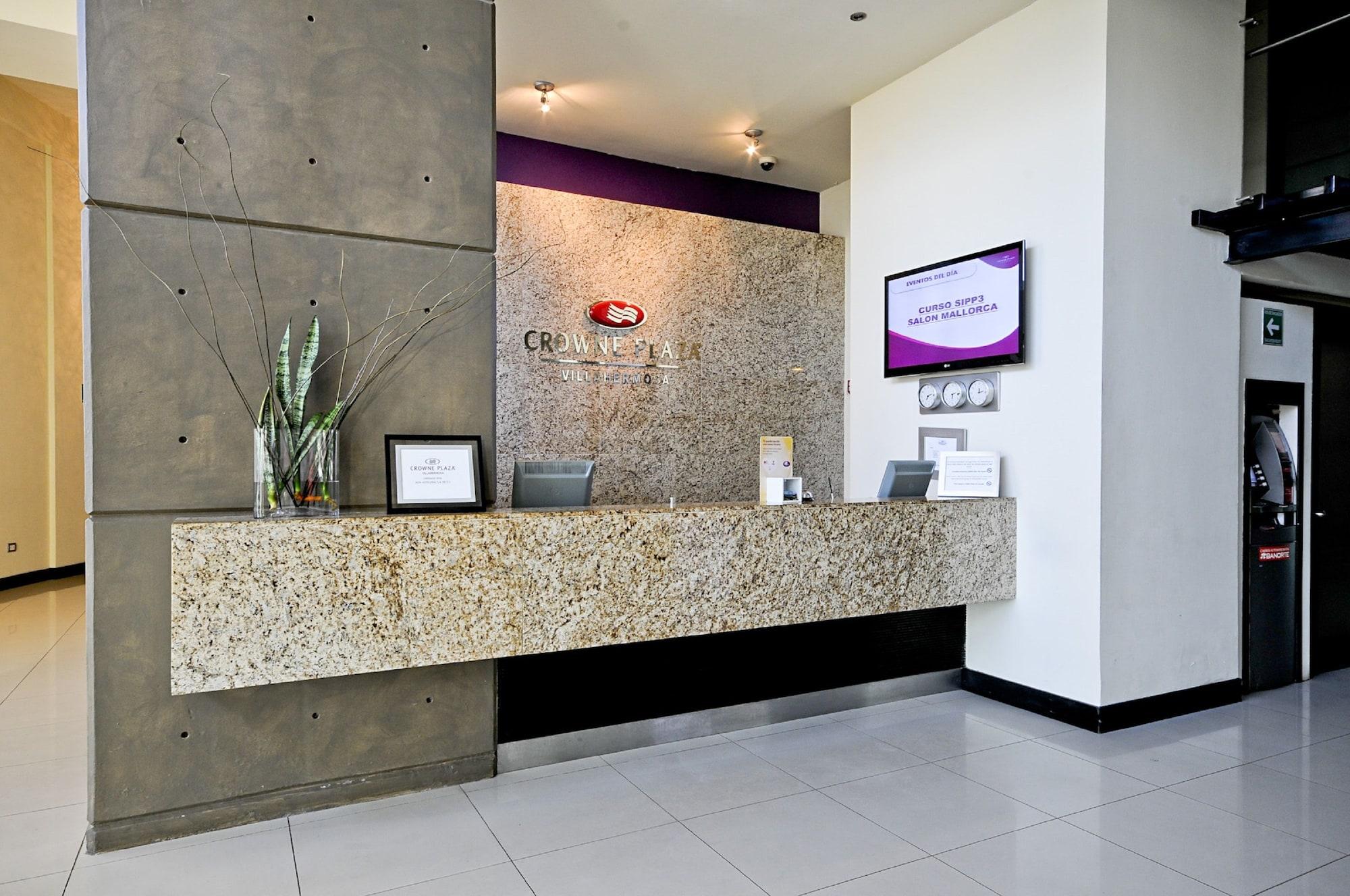 Vista Lobby Crowne Plaza Villahermosa by IHG