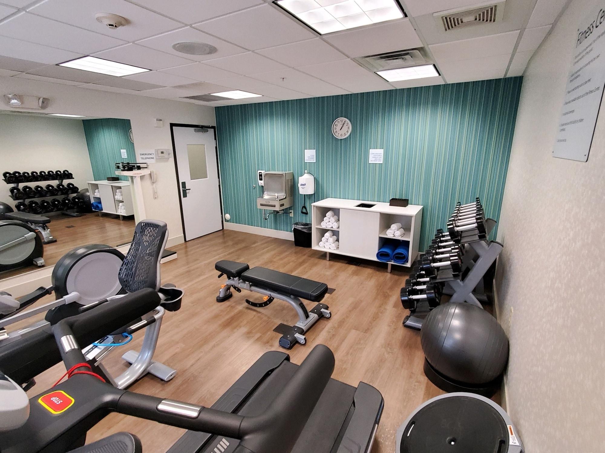 Gimnasio Holiday Inn Express & Suites Phoenix - Glendale Sports Dist by IHG