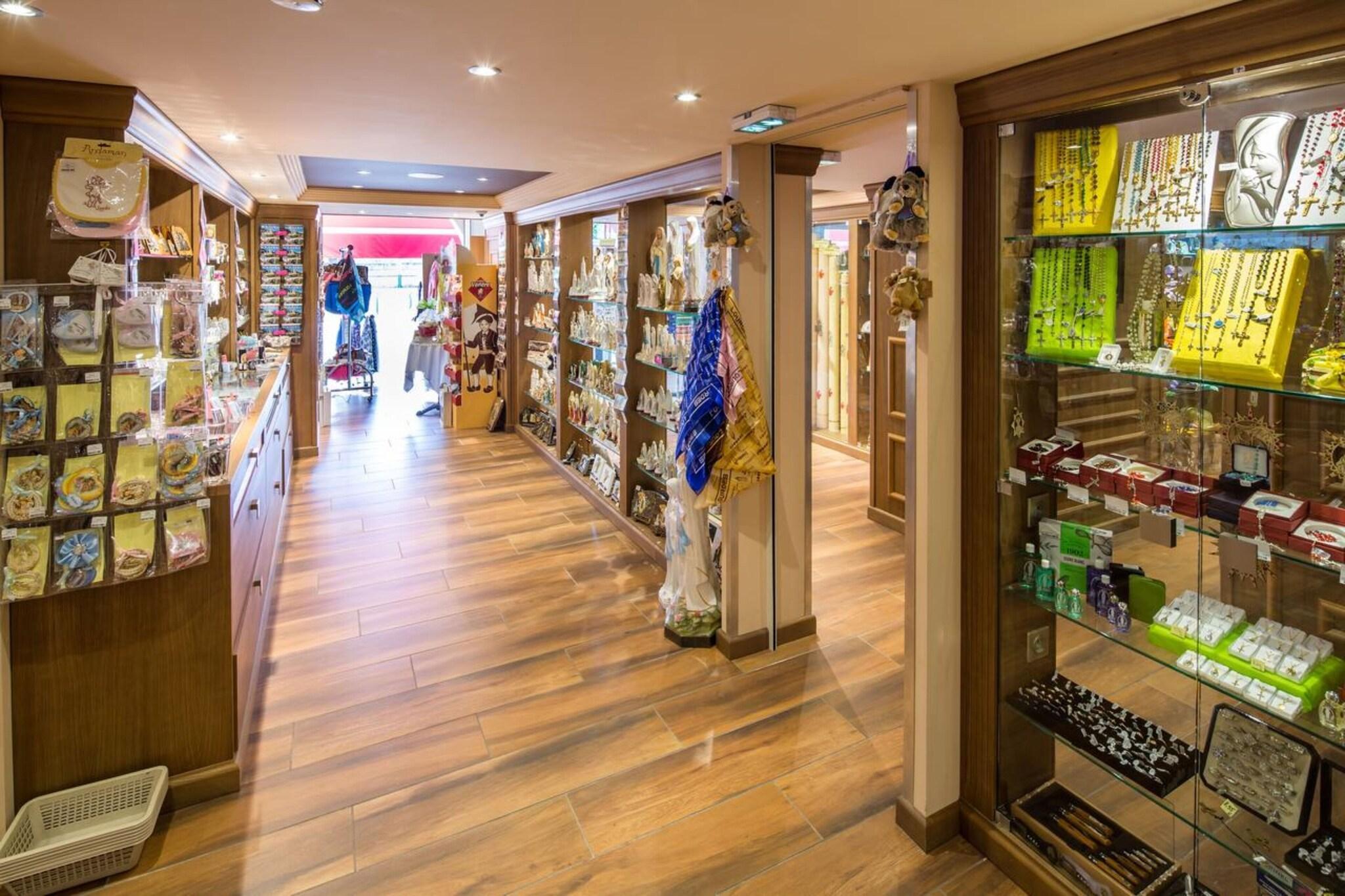 Instalaciones Recreativas Grand Hôtel d'Espagne