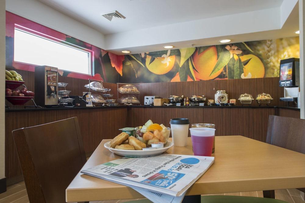 Restaurant Fairfield Inn & Suites by Marriott Greenwood
