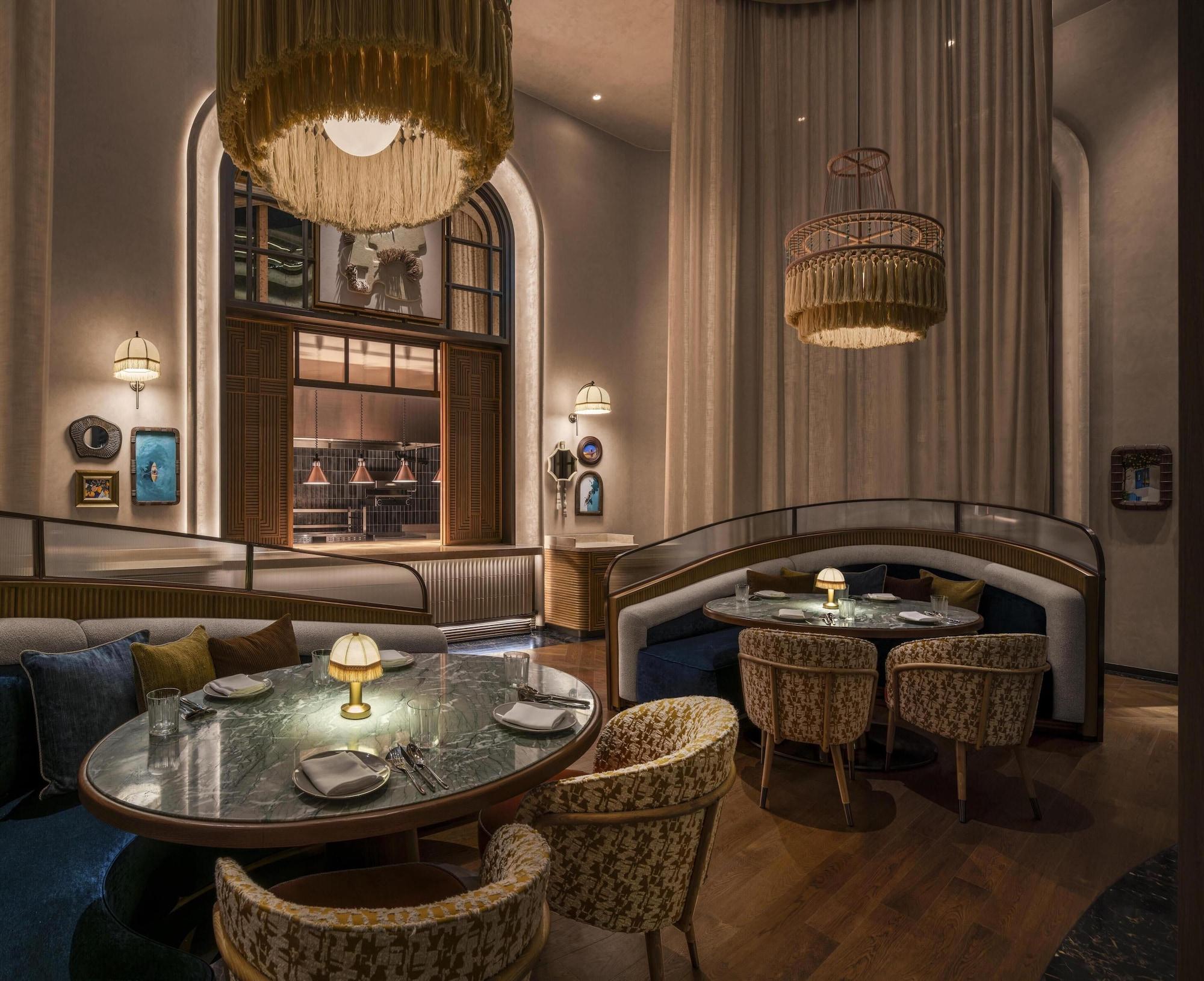 Restaurant Andaz One Bangkok, by Hyatt