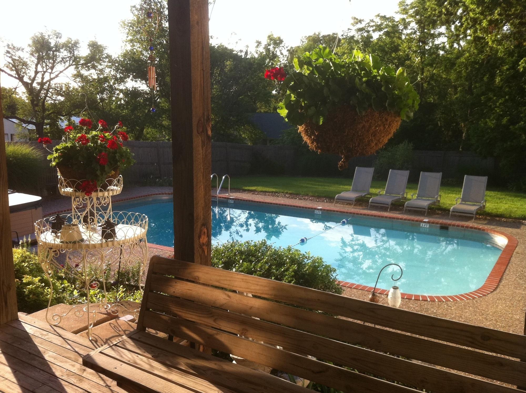 Varios The Hiding Place B&B