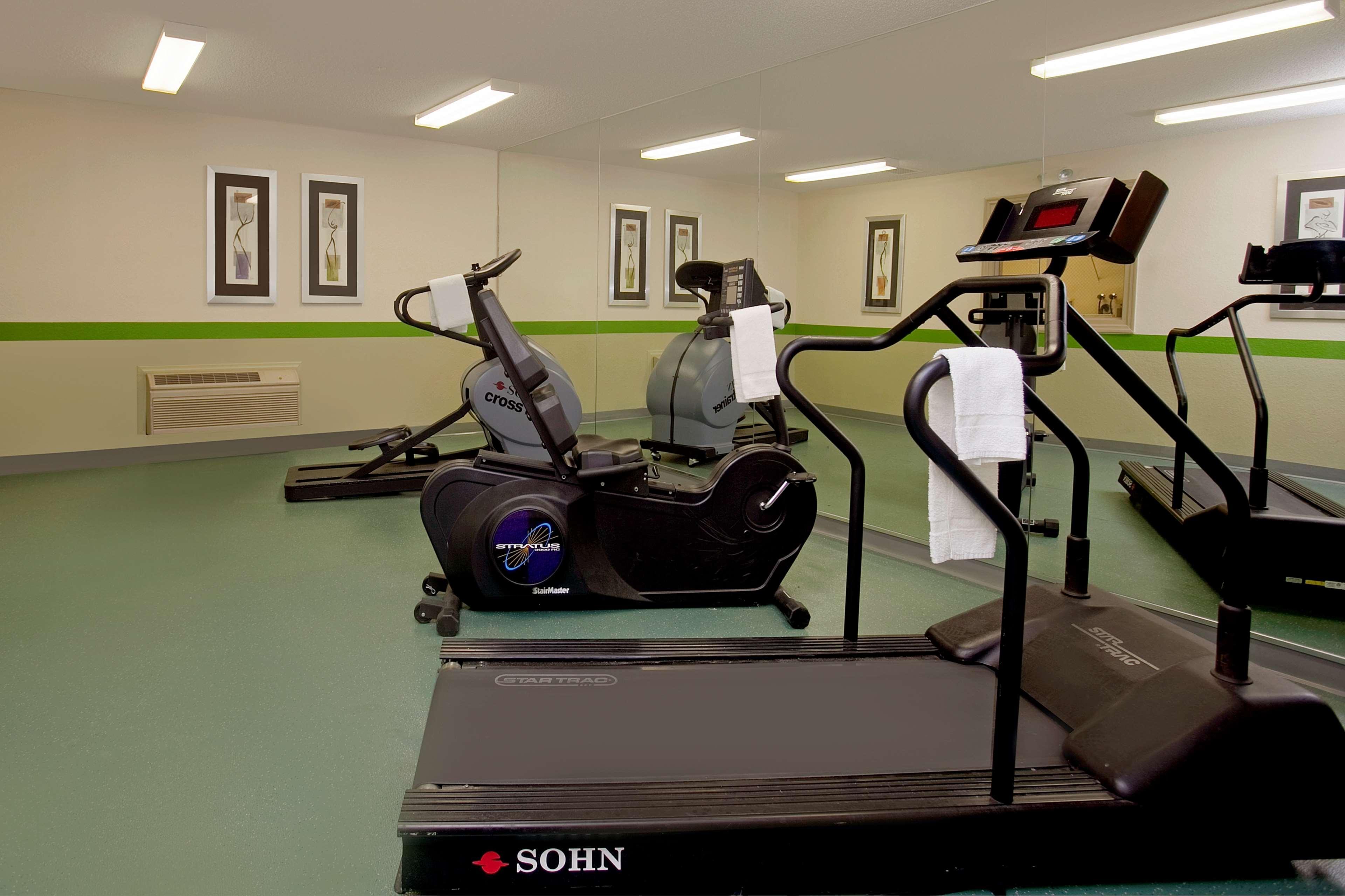 Gimnasio Extended Stay America Suites Philadelphia Airport Bartram Av
