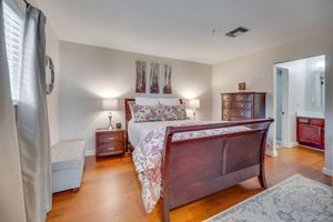 Renta temporal - Completely Renovated Luxe 1 bedroom condo, walking distance to downtown!