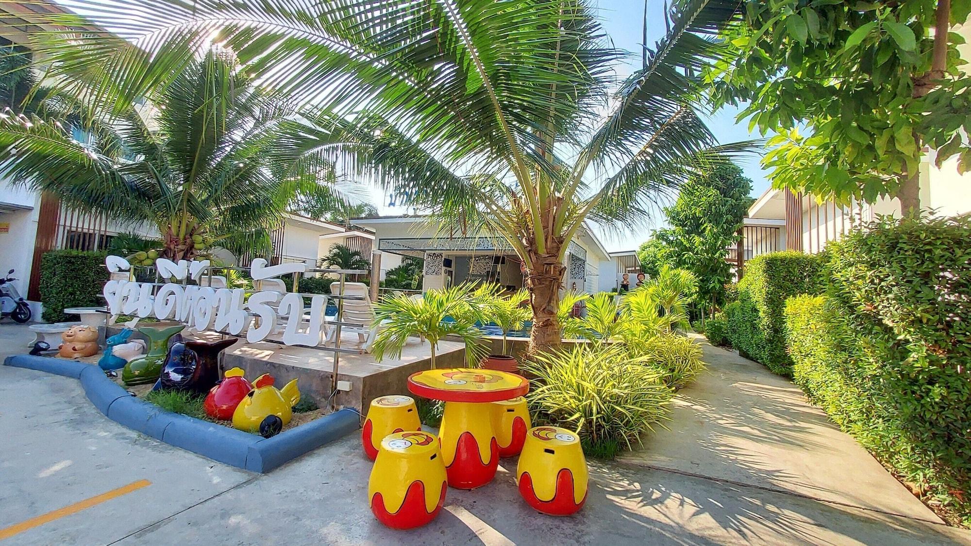 Vista Exterior Baanloksouylokchay