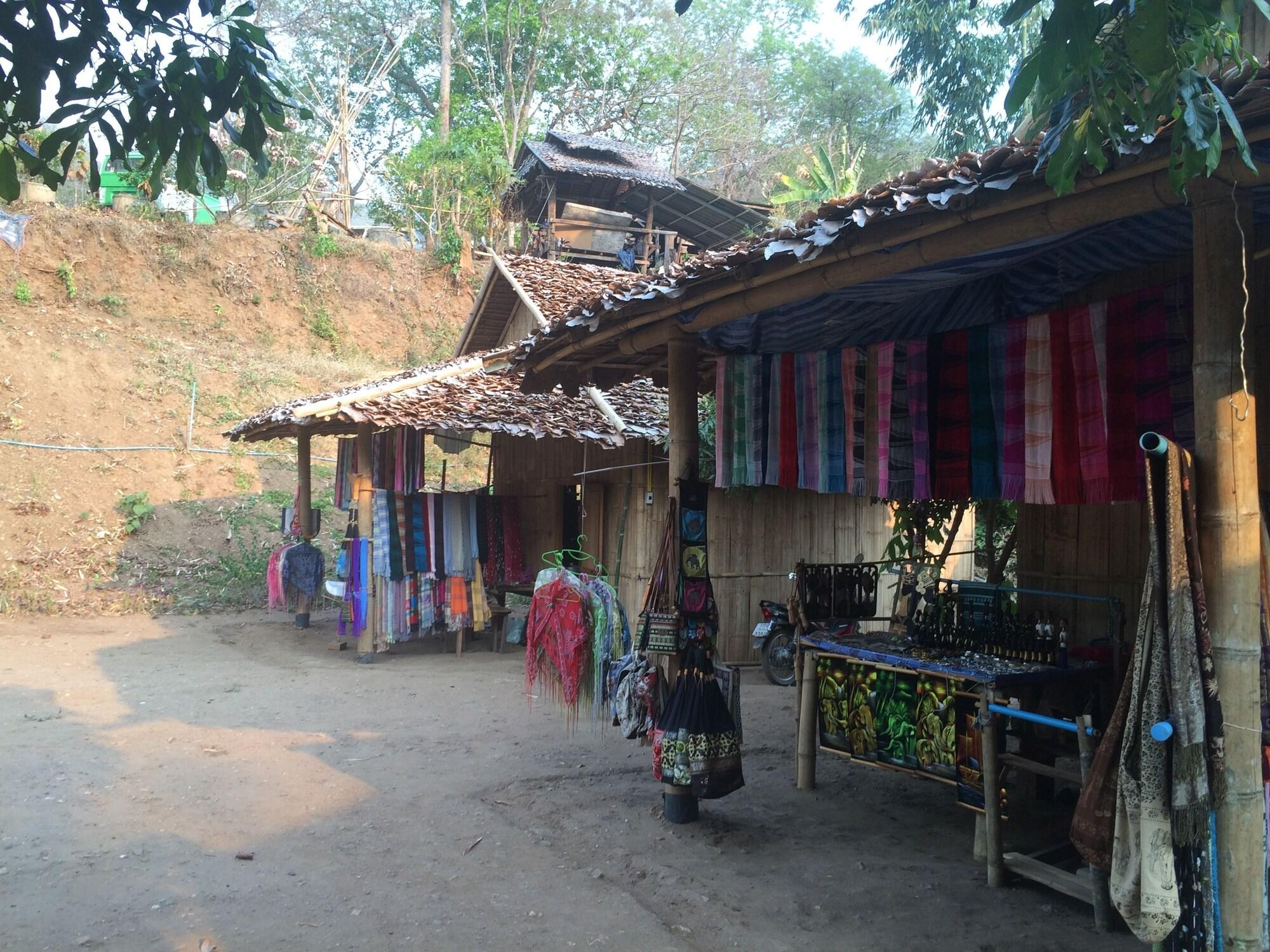 Comodidades del Alojamiento Suan Pra - Inn