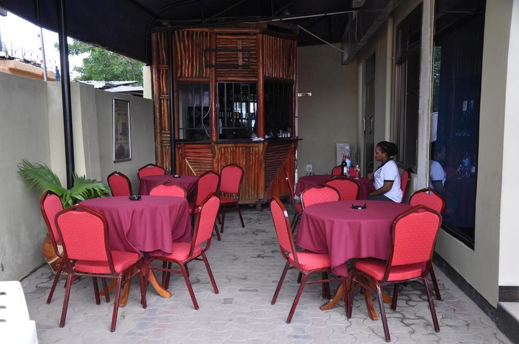 Bar/Salón Sawe Hotel