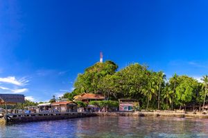 Alojamiento - El Galleon Dive Resort with Asia Divers