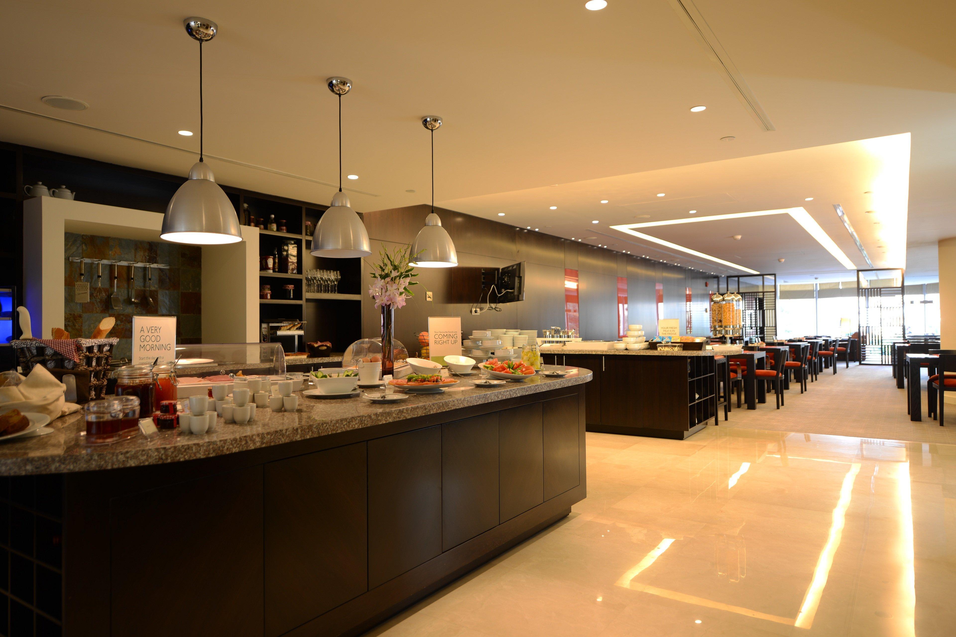 Restaurant Staybridge Suites Beirut by IHG