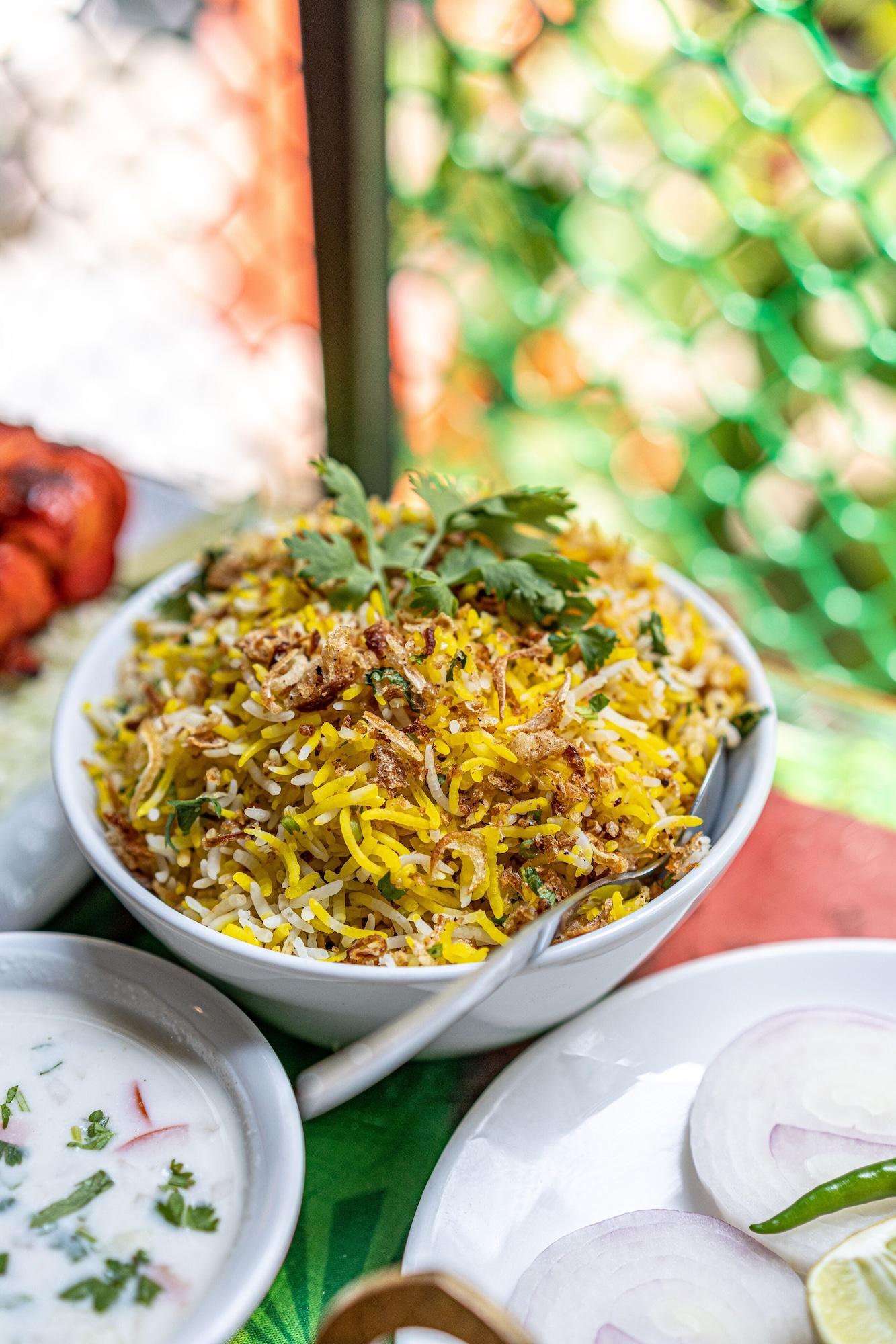 Restaurant Santi White House Patong Hotel