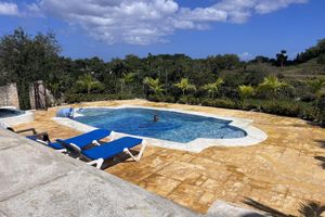 Alquiler Vacacional - 2 BDR 3 Beds Villa w/Pool and Jacuzzi - 2 minutes from the beach!