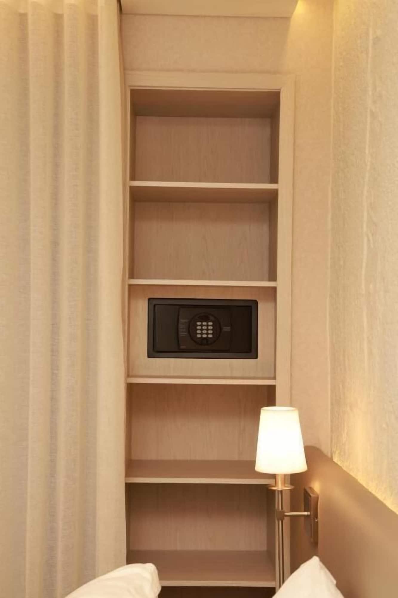 Varios VPV SUITES & CASINO