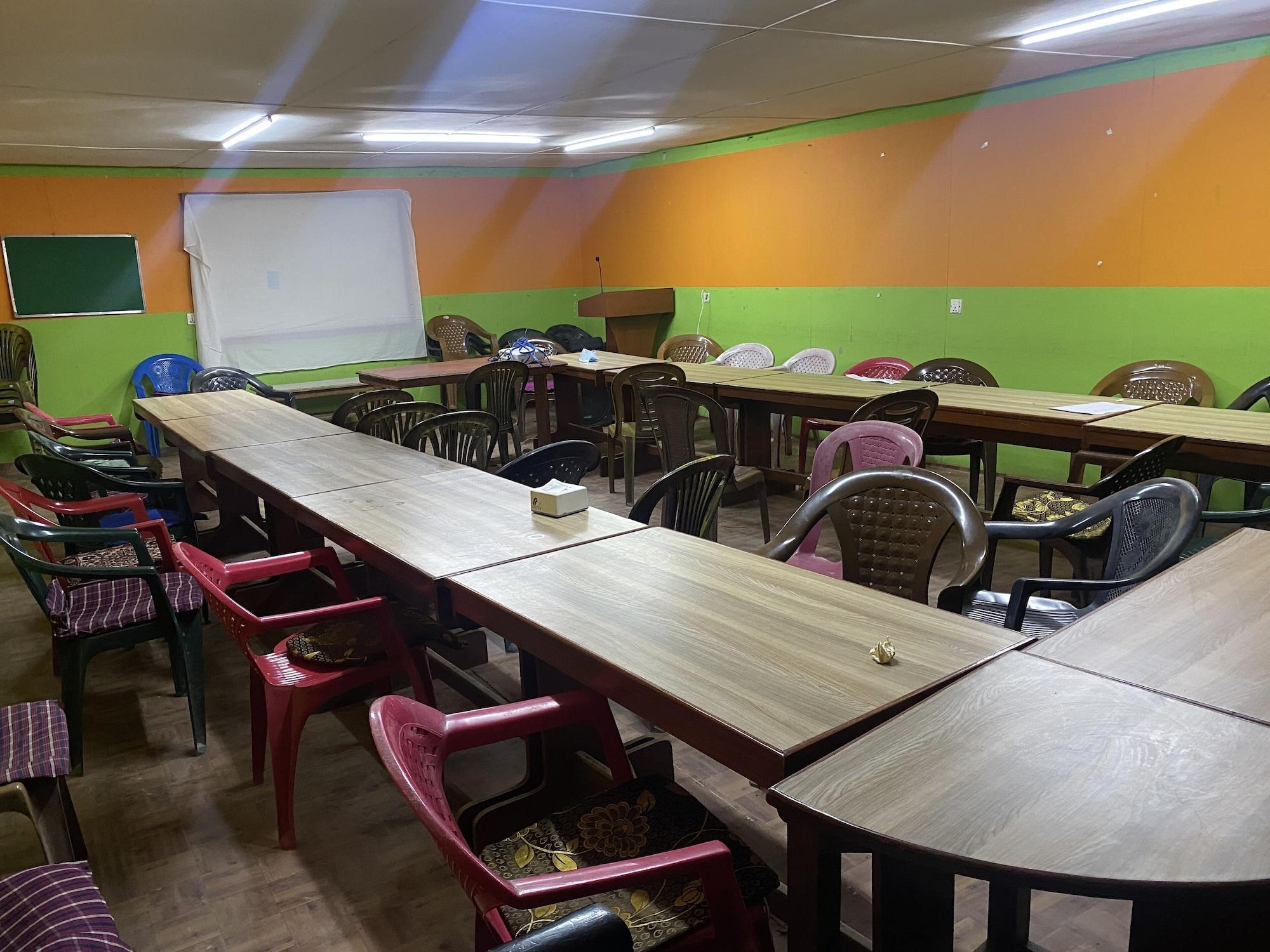 Sala de Reuniones Taplejung Hotel Pathivara