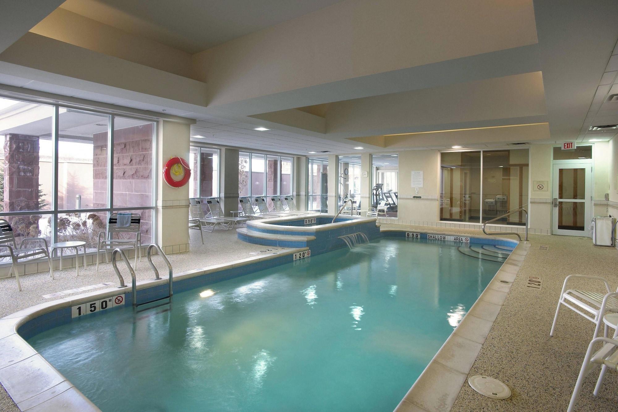 Vista Piscina Courtyard by Marriott Toronto Vaughan