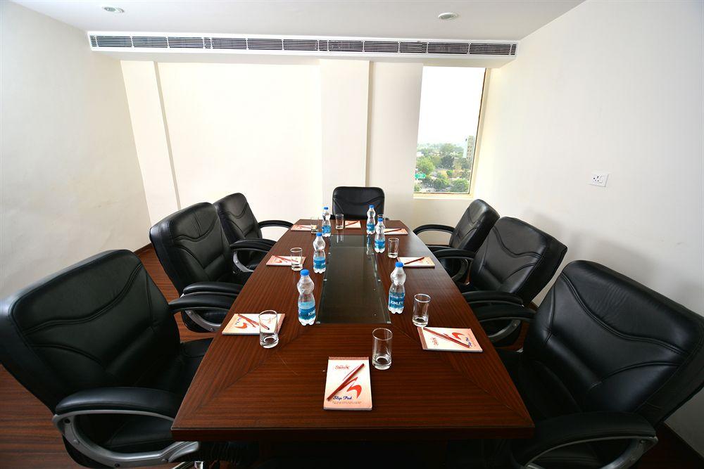 Sala de Reuniones Hive Alwar