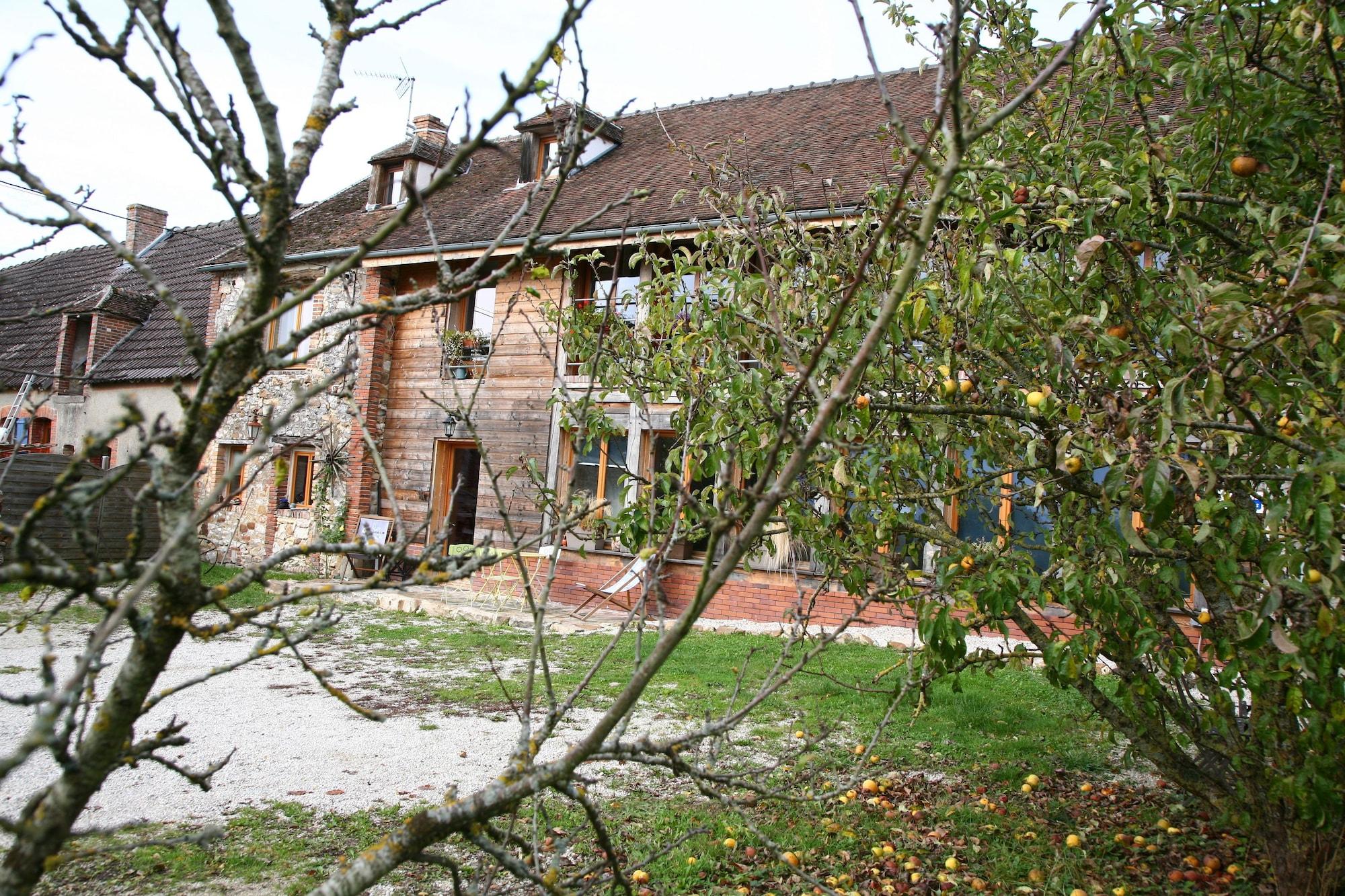 Varios La Grange aux Loirs