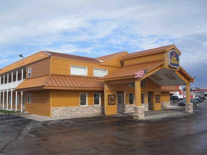 Vista Exterior Sturgis Lodge and Suites