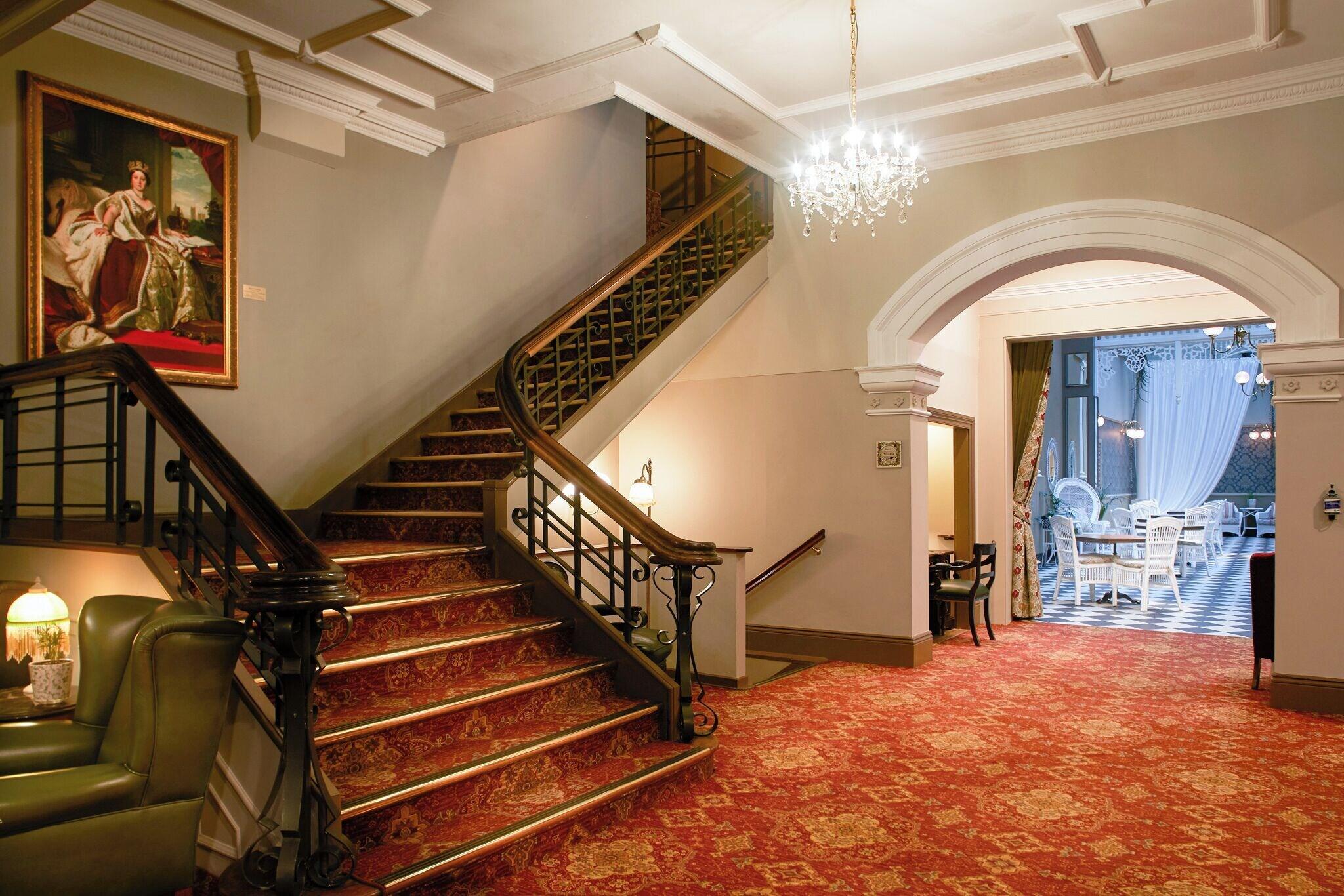 Vista Lobby Hadley's Orient Hotel