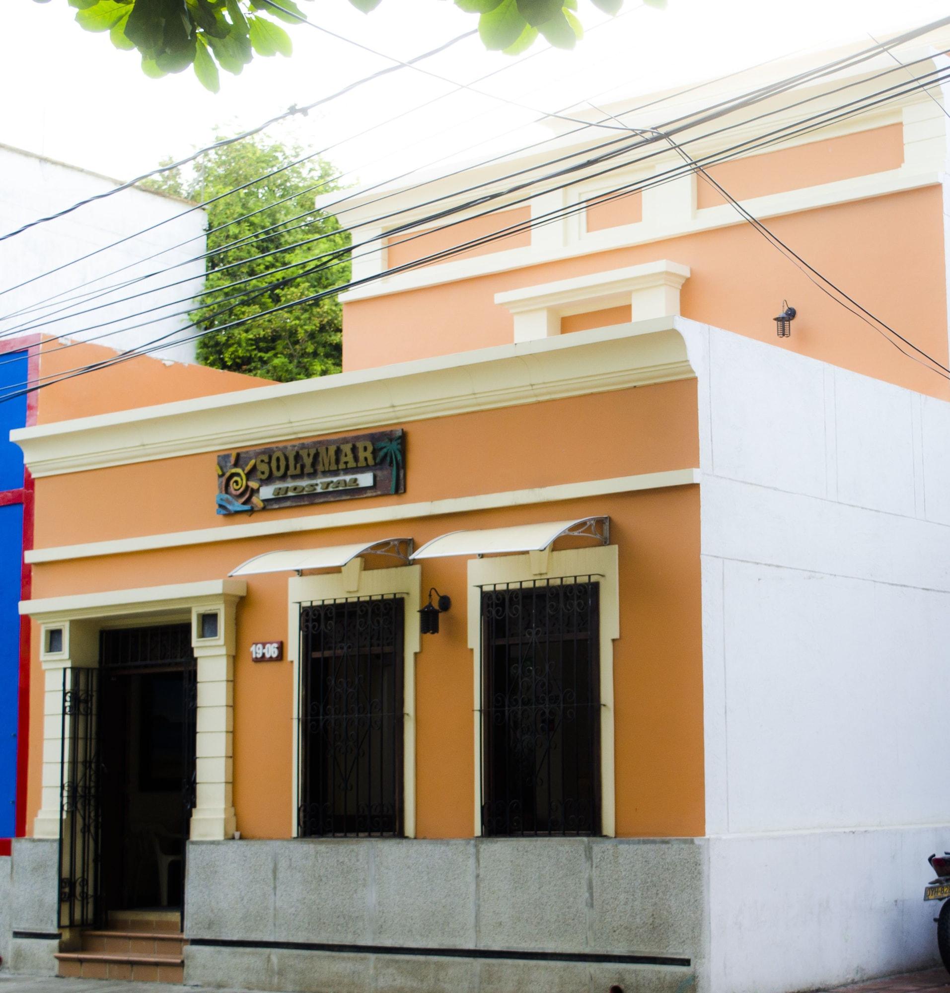 Vista Exterior Hostal Solymar