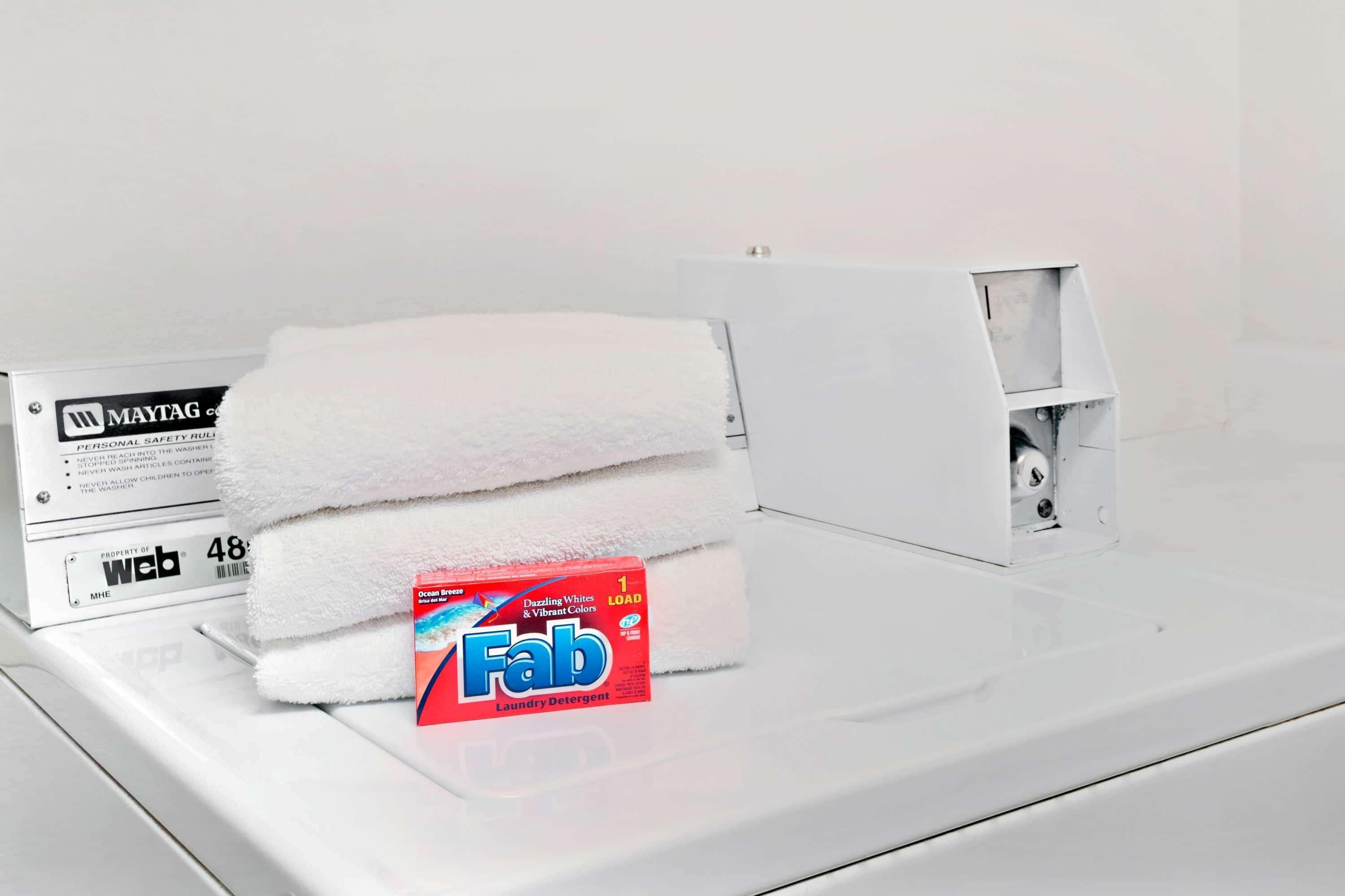 Vista Exterior Microtel Inn & Suites by Wyndham Morgan Hill/San Jose Area