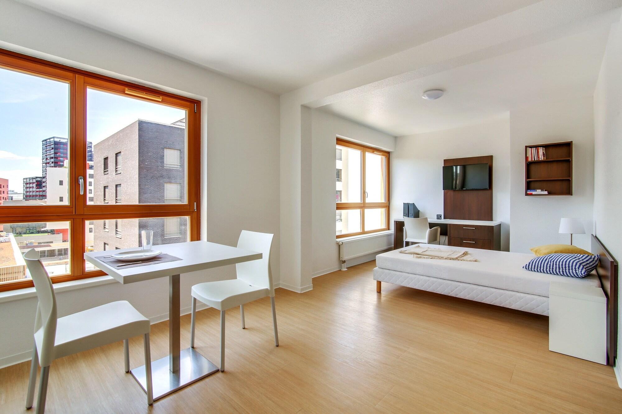 Varios Apparteo Strasbourg