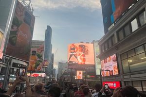 Actividad - Discover Toronto Downtown: Double Decker Night Tour