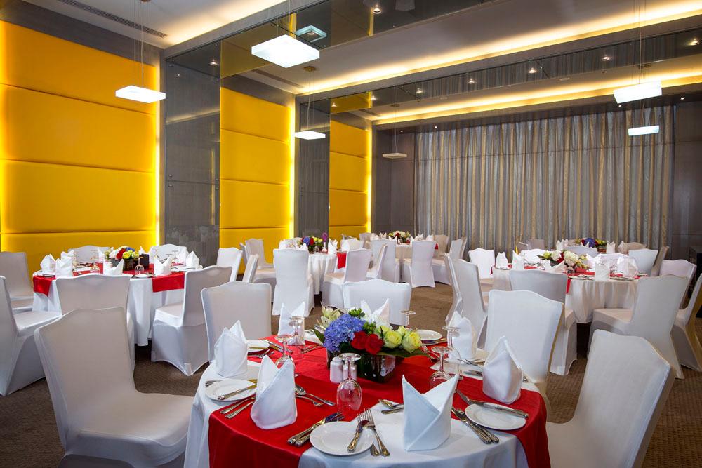 Centro de Negocios TIME Grand Plaza