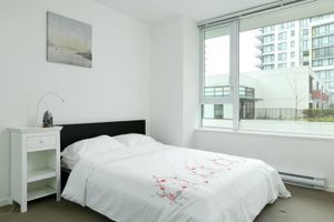 Alquiler Vacacional - Convenient 2bdr 2BA Richmond Centre Condominium