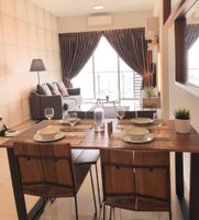 Alquiler Vacacional - NEW! The ZestHouse at Parkland Residence/8 mins drive to Jonker/10 Pax