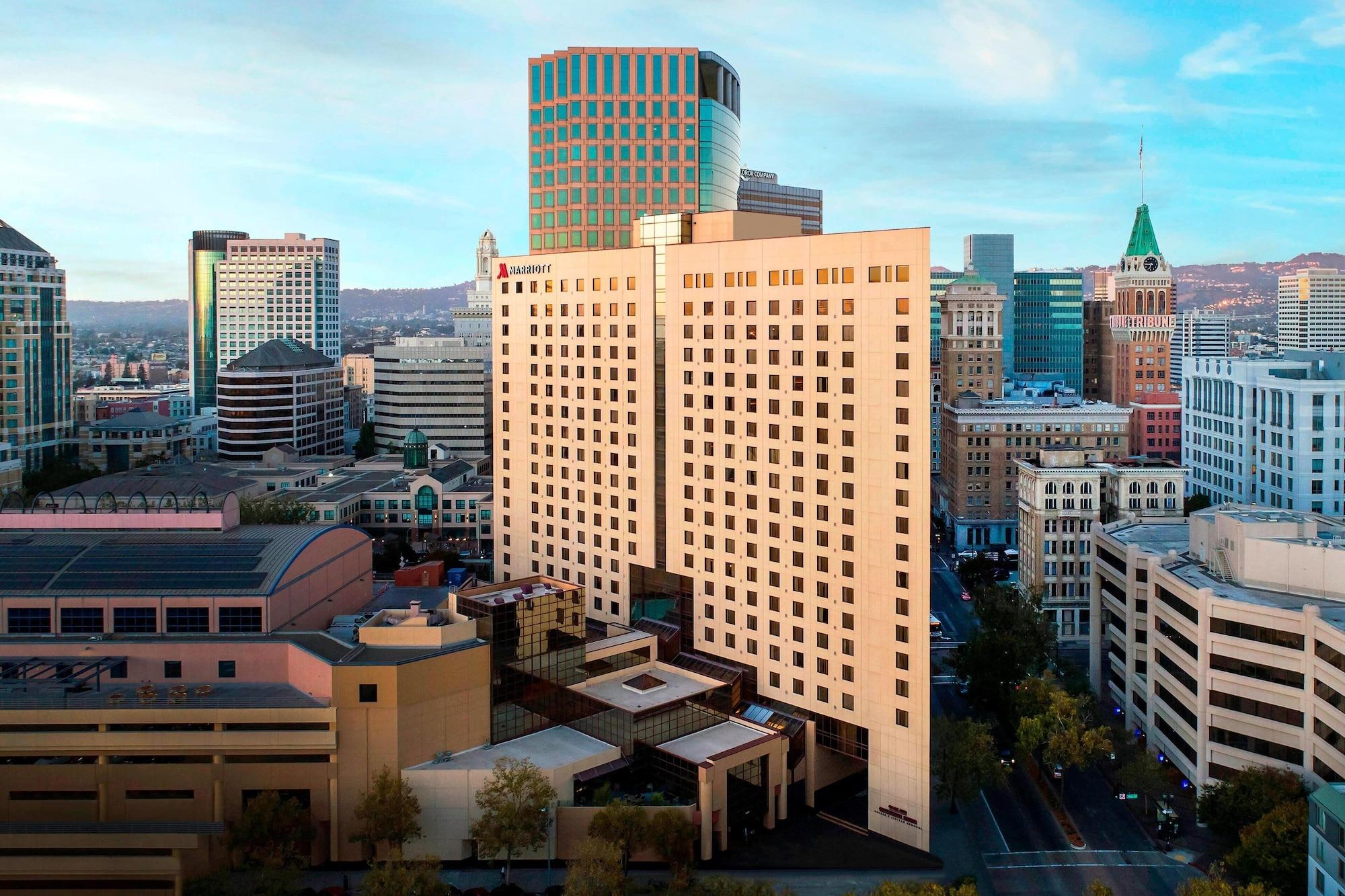 Vista Exterior Oakland Marriott City Center