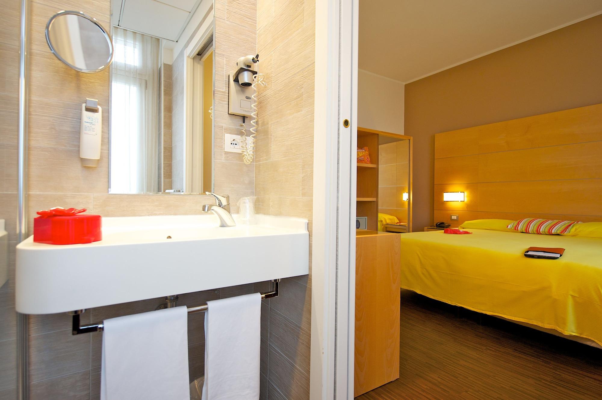Equipamiento de Habitación ibis Styles Parma Toscanini