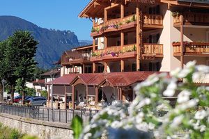 Alojamiento - Hotel Astoria