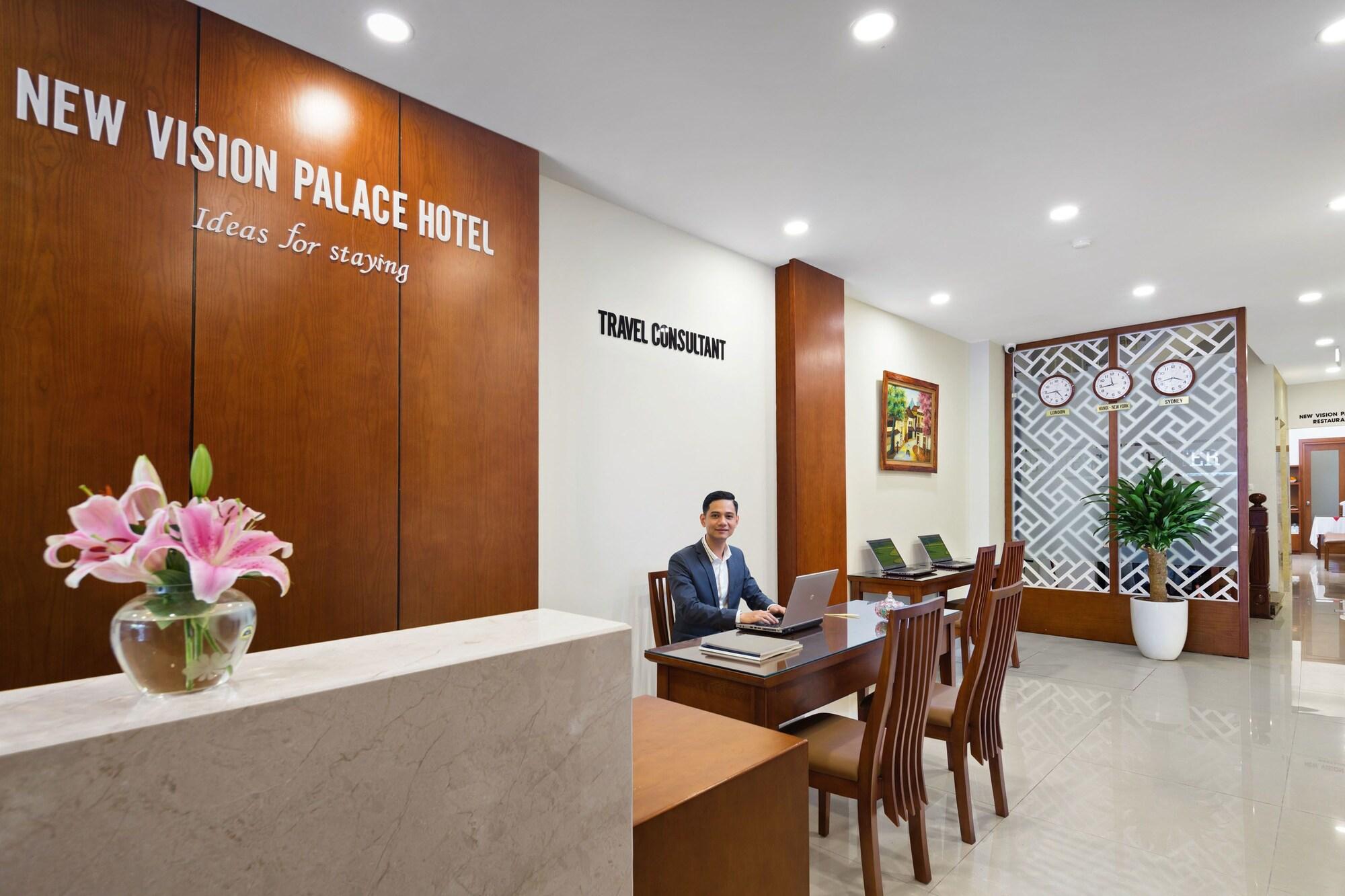 Vista Lobby Dream Central Hotel