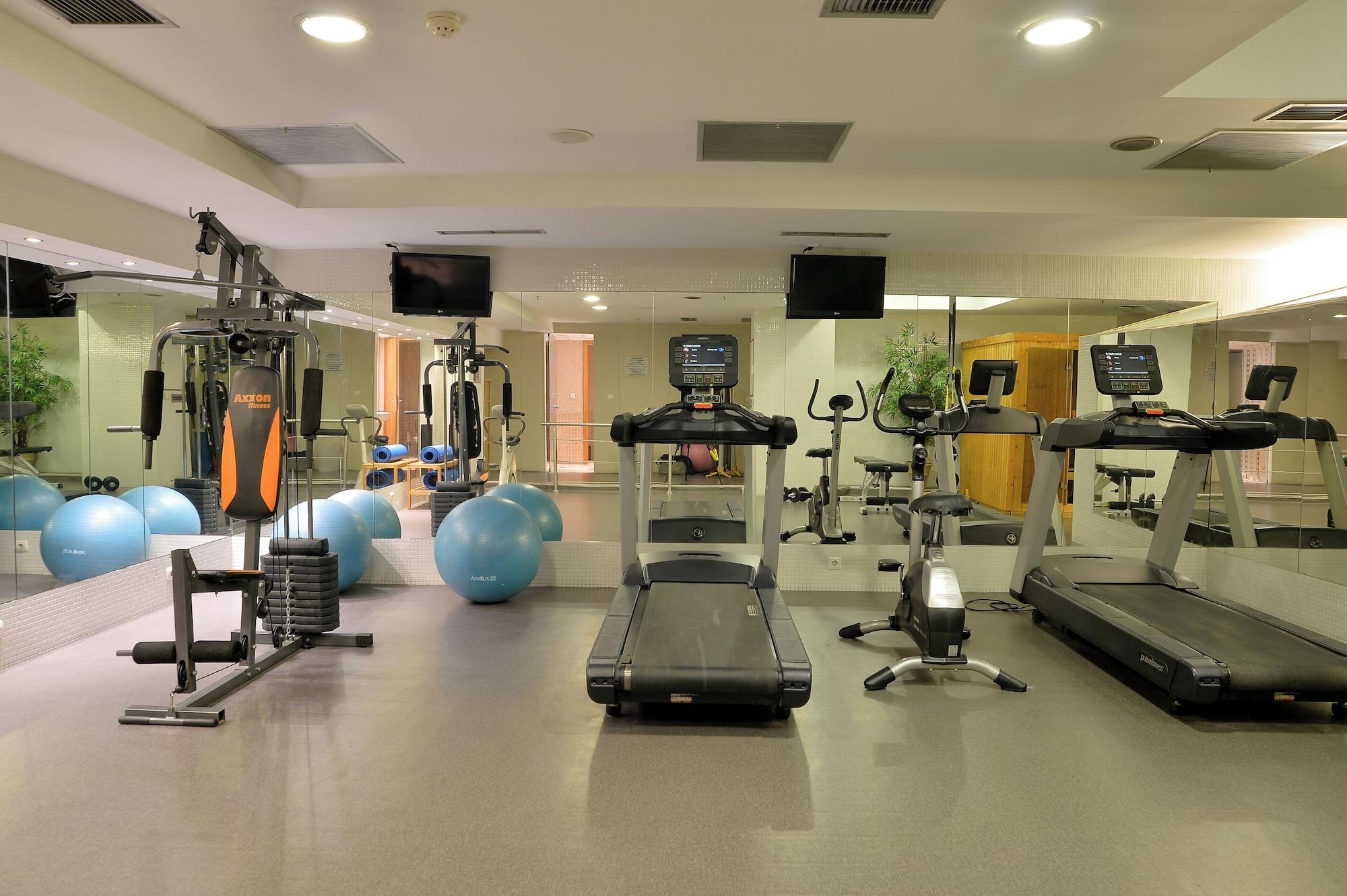 Gimnasio Airotel Stratos Vassilikos Hotel