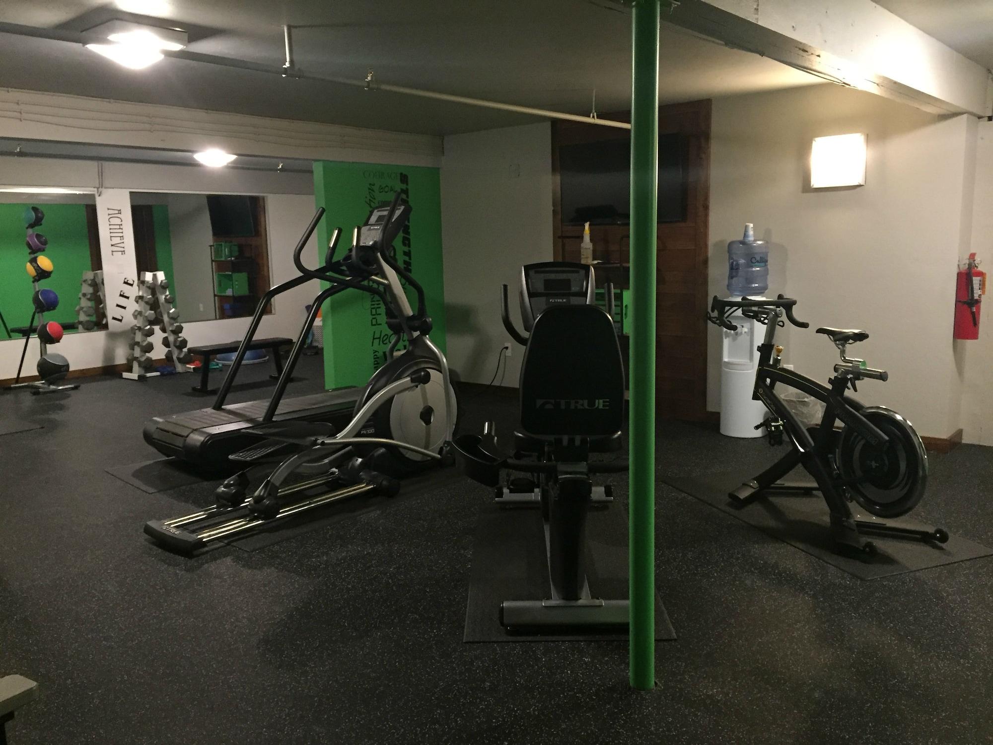 Gimnasio Open Hearth Lodge