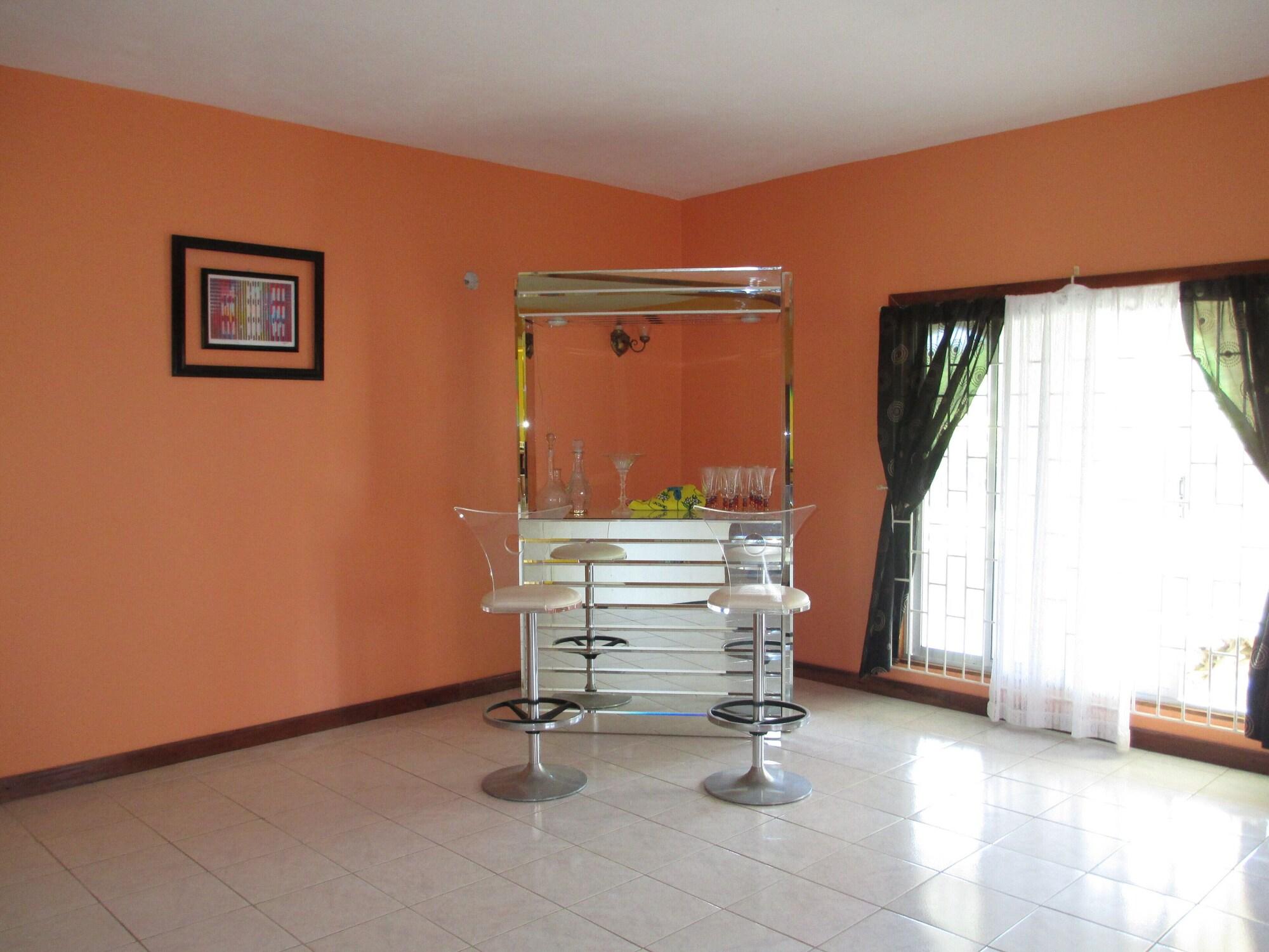 Comodidades del Alojamiento COZY'S BANDB