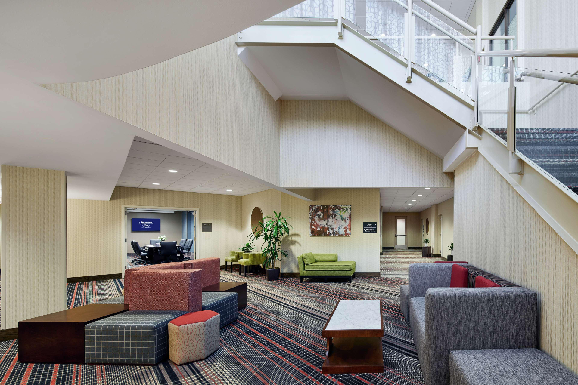 Vista Lobby Hampton Inn & Suites Chicago/Mt. Prospect