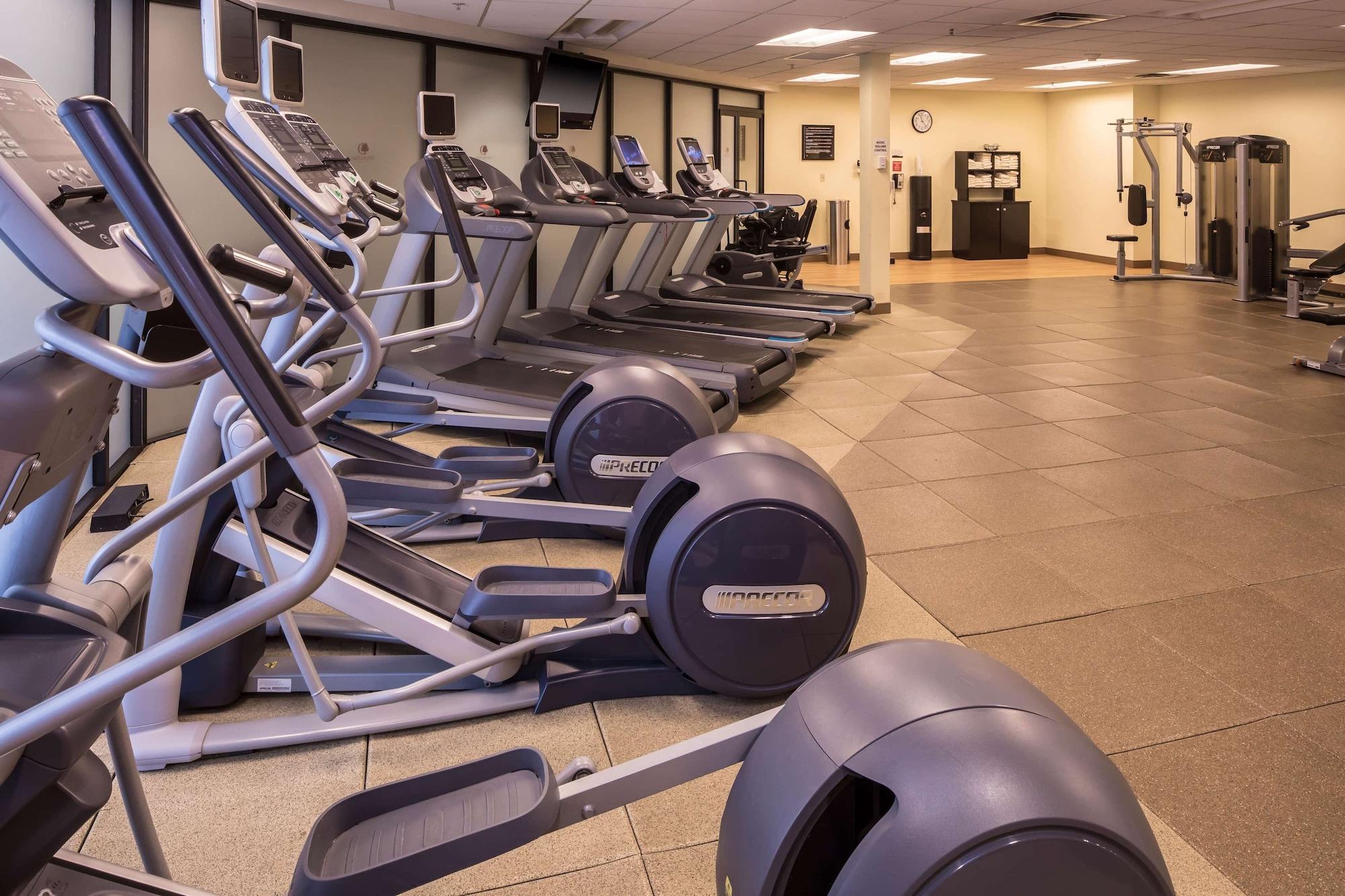 Gimnasio DoubleTree by Hilton Hotel & Suites Pittsburgh Downtown