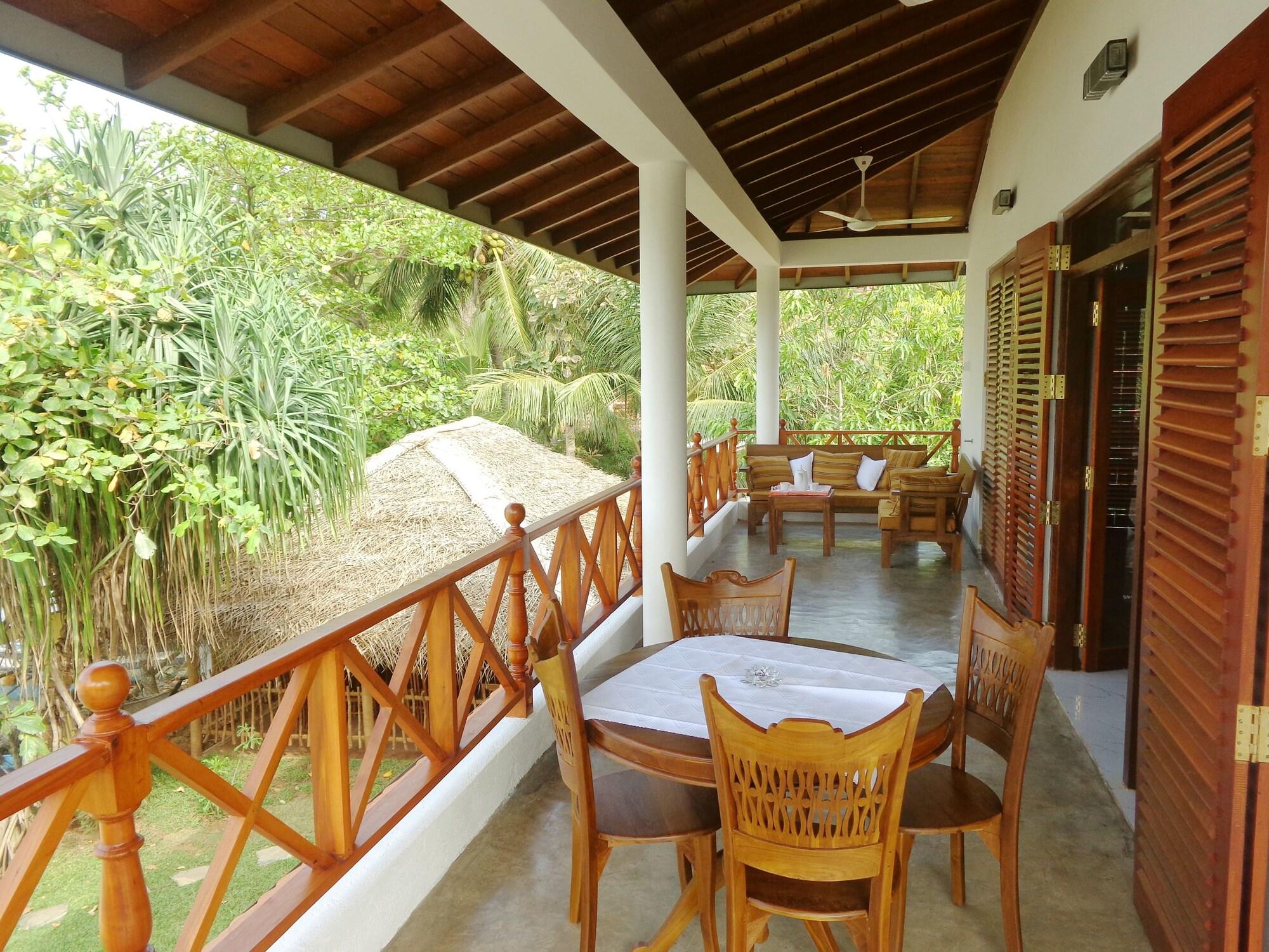 Equipamiento de Habitación Beach Villa Lanka