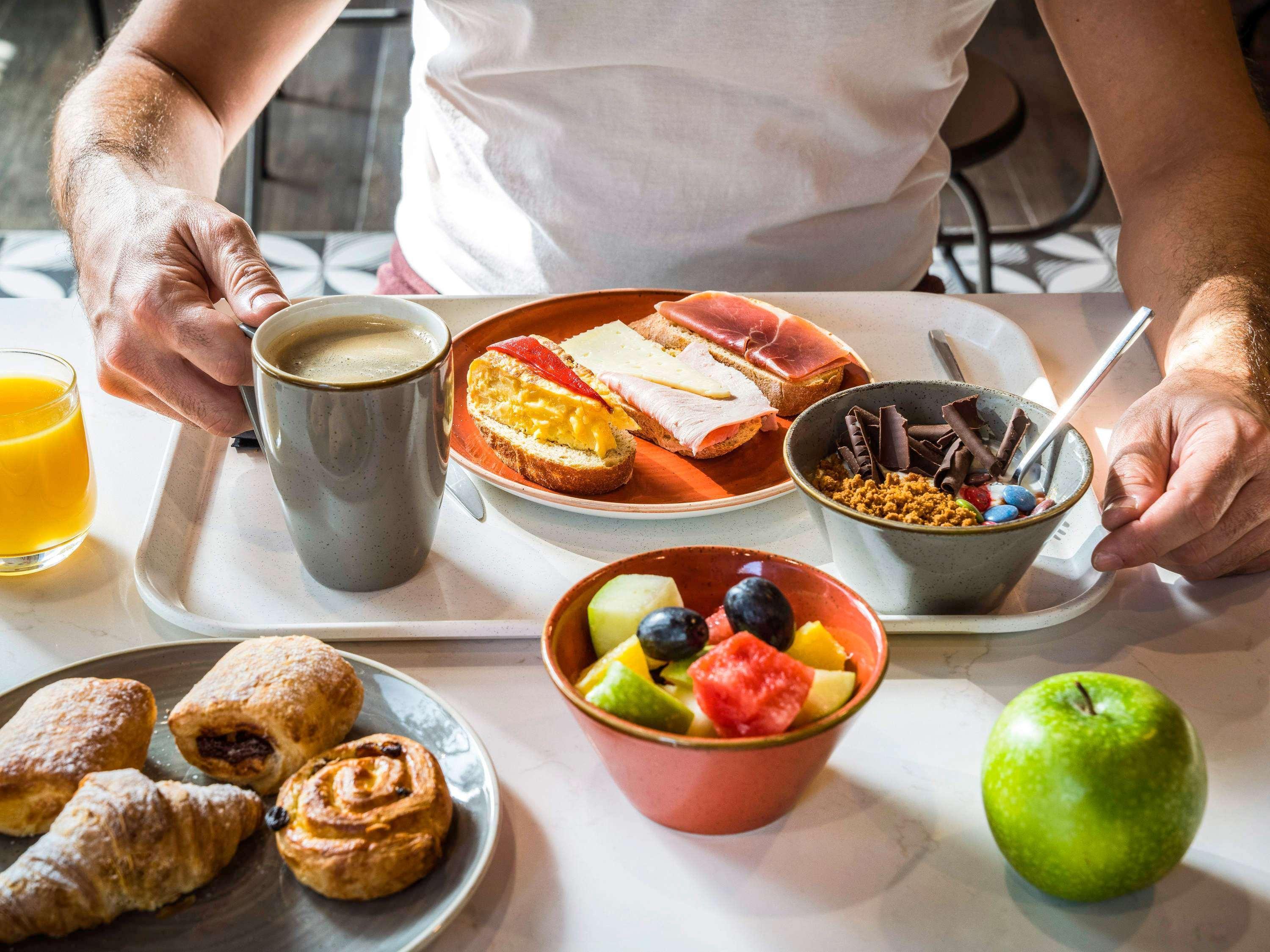 Restaurant ibis Styles Barcelona City Bogatell