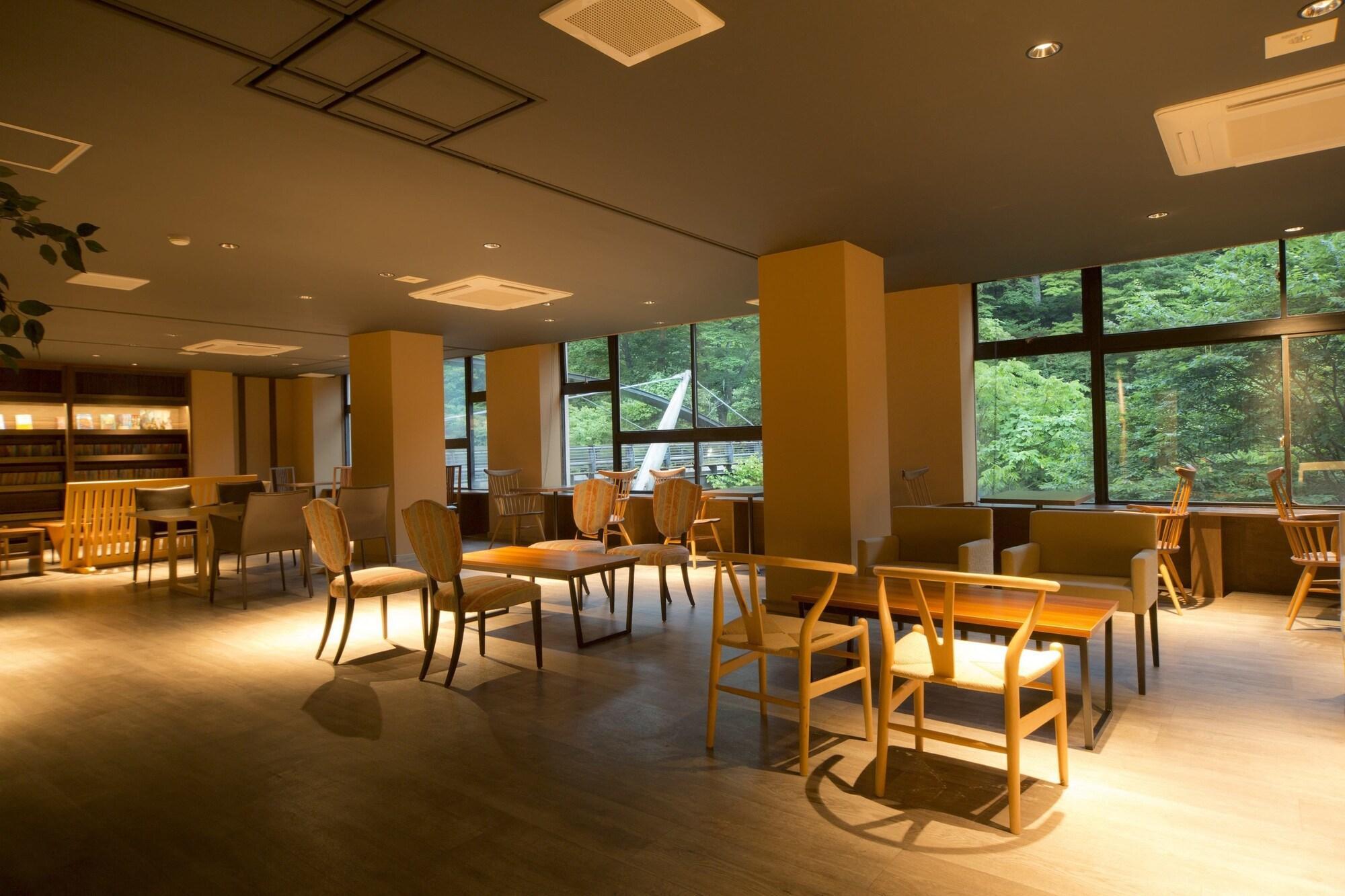 Vista Lobby Aizu Higashiyama Onsen, Tsuki no Akari