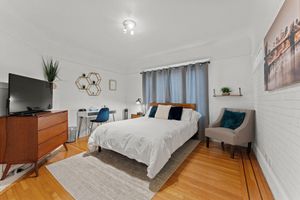 Alquiler Vacacional - Spacious 1BR/1BA Guest Suite with Kitchen +Parking