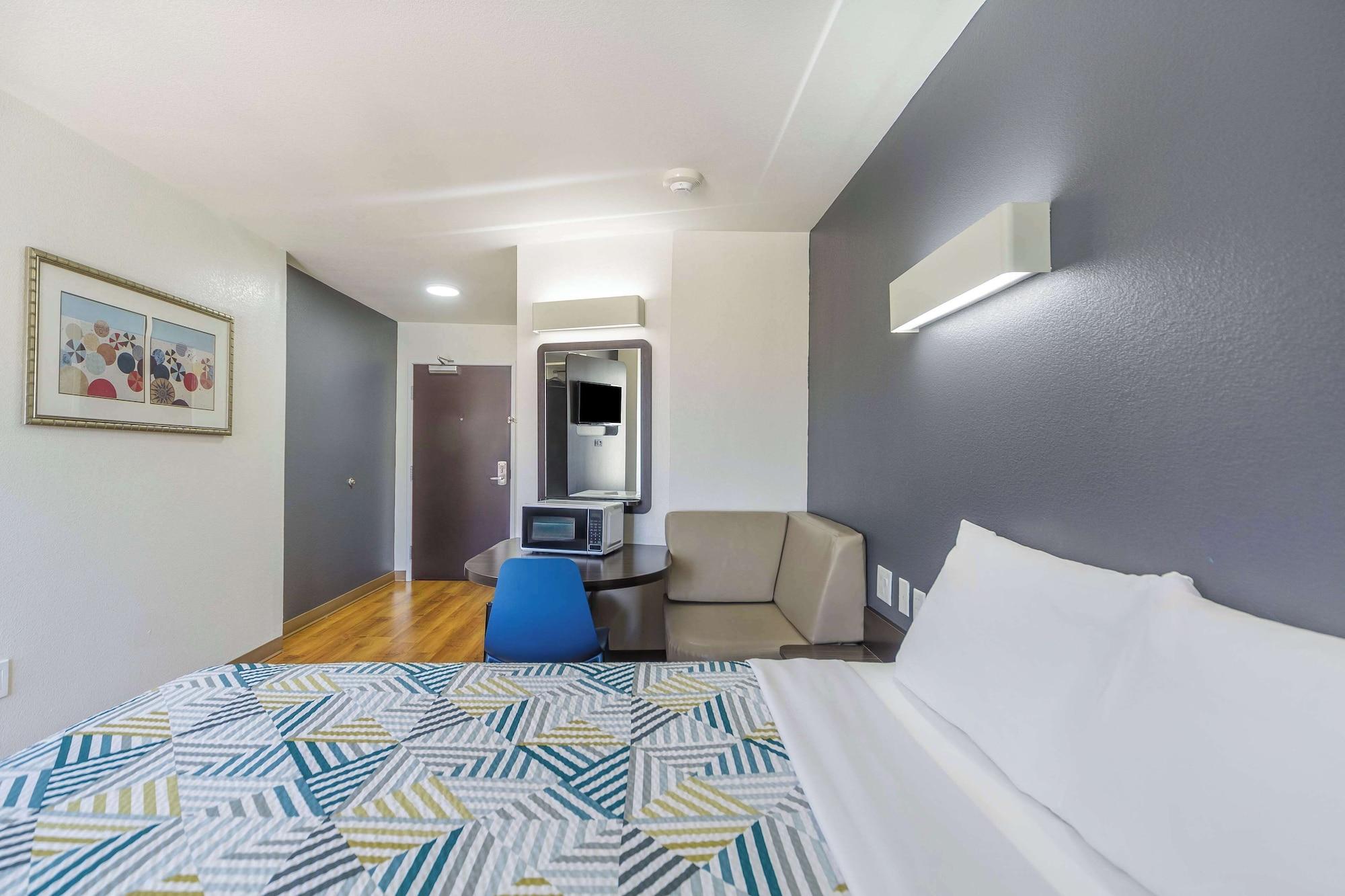Habitación Motel 6 Laredo, TX - Airport