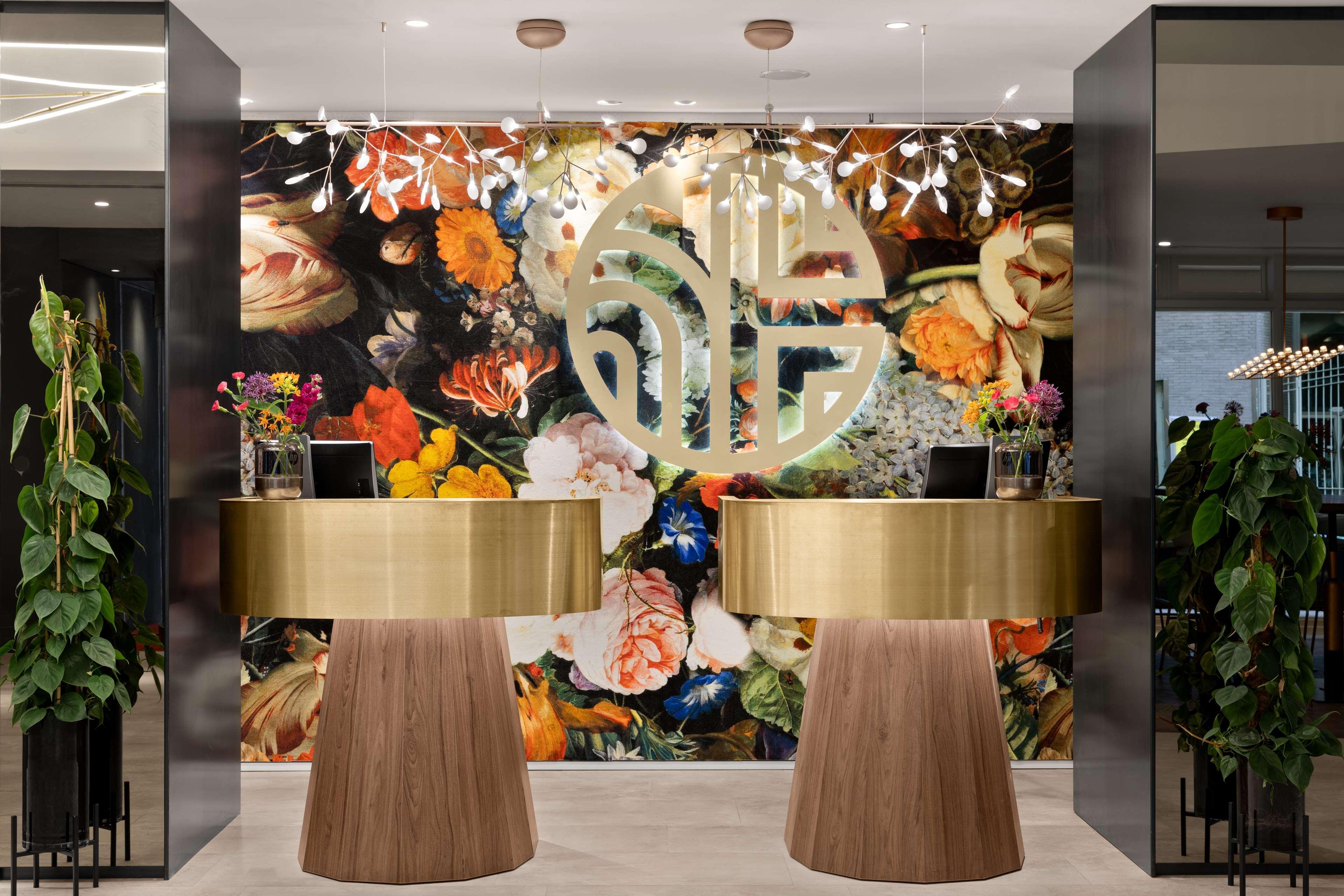 Vista Lobby NH Collection Amsterdam Flower Market