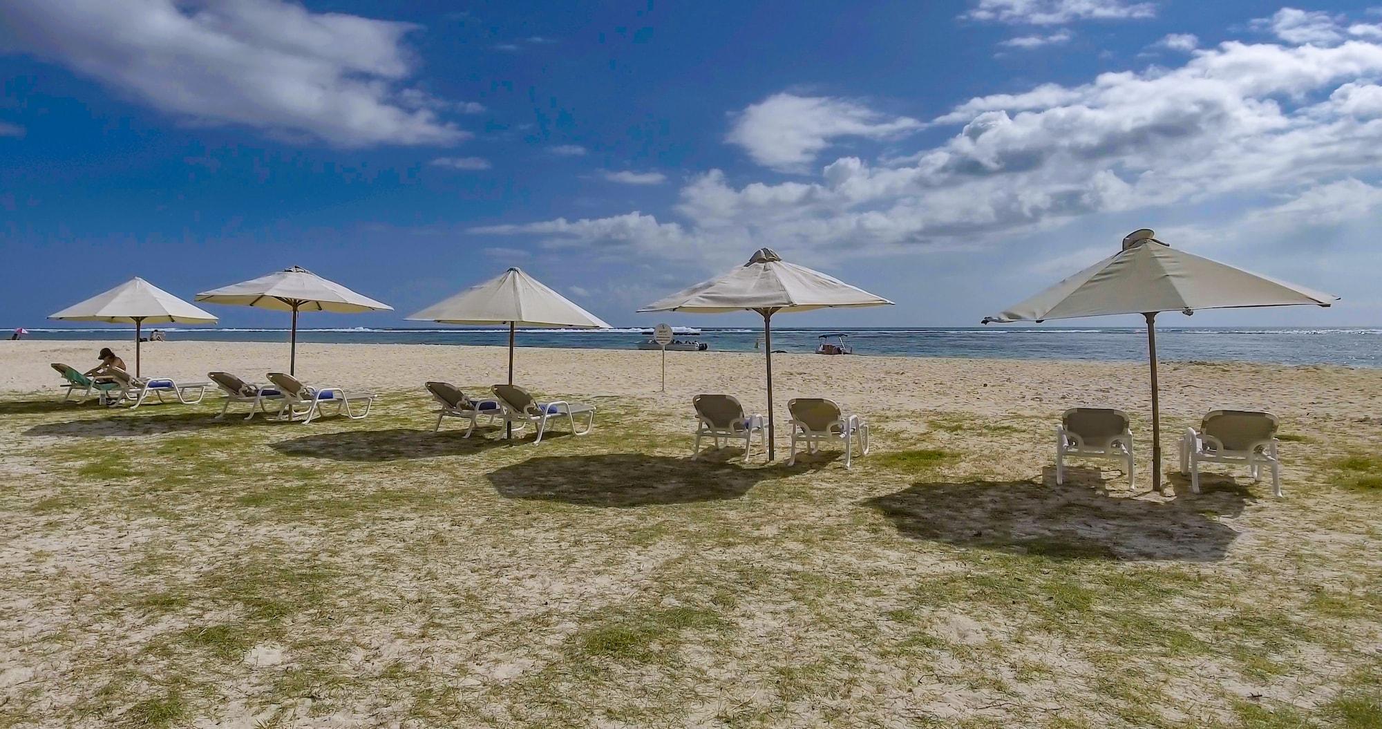 Playa Aanari Hotel and Spa