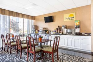 Alojamiento - Days Inn by Wyndham College Park