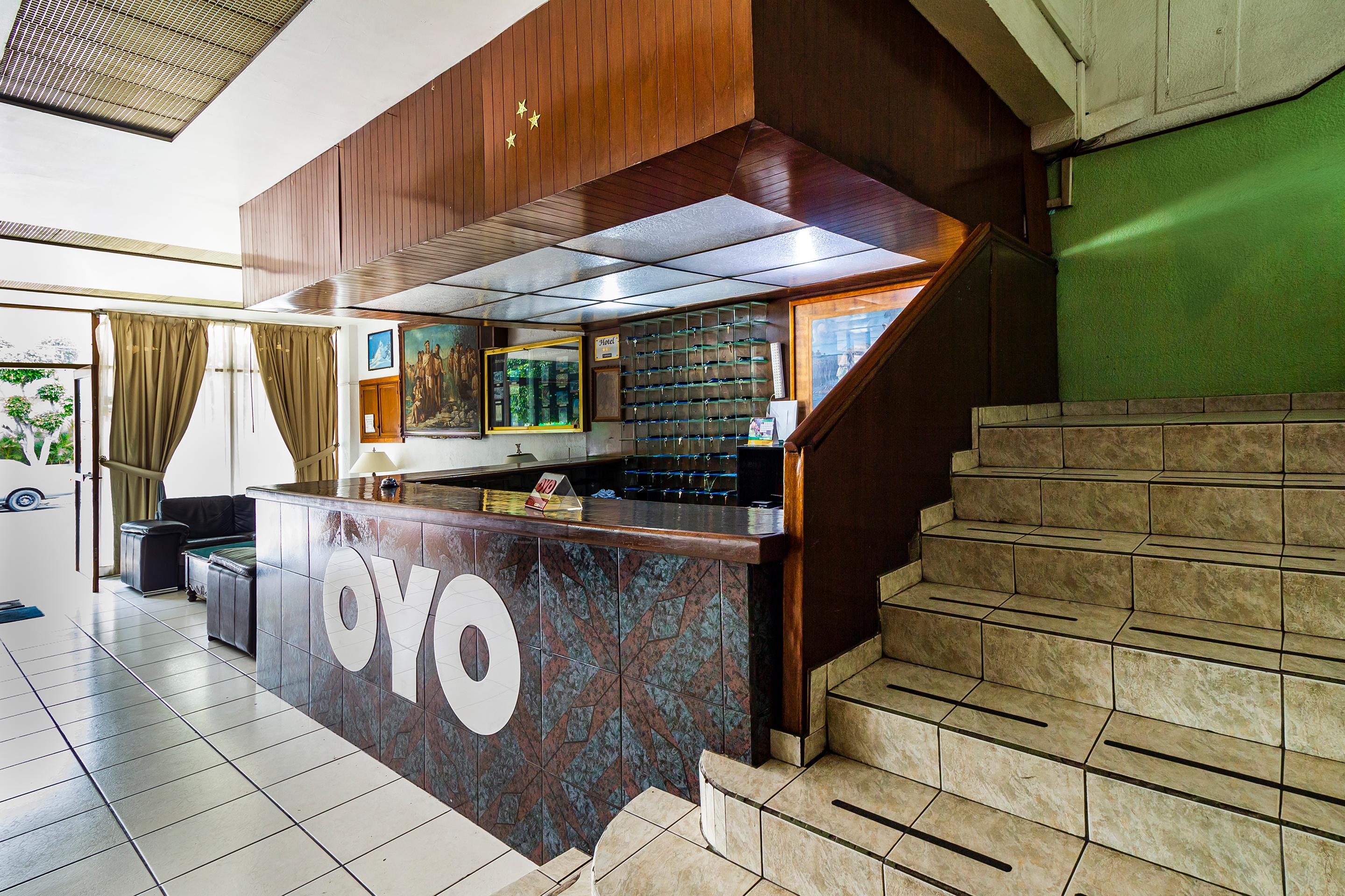 Vista Lobby Hotel Canada