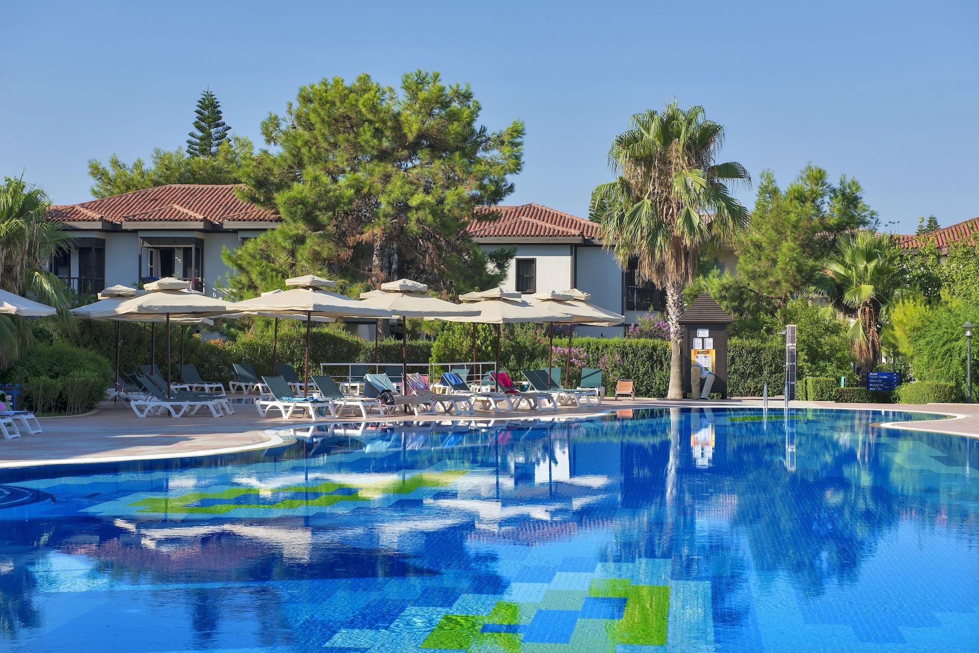 Vista Exterior Club Nena - All Inclusive