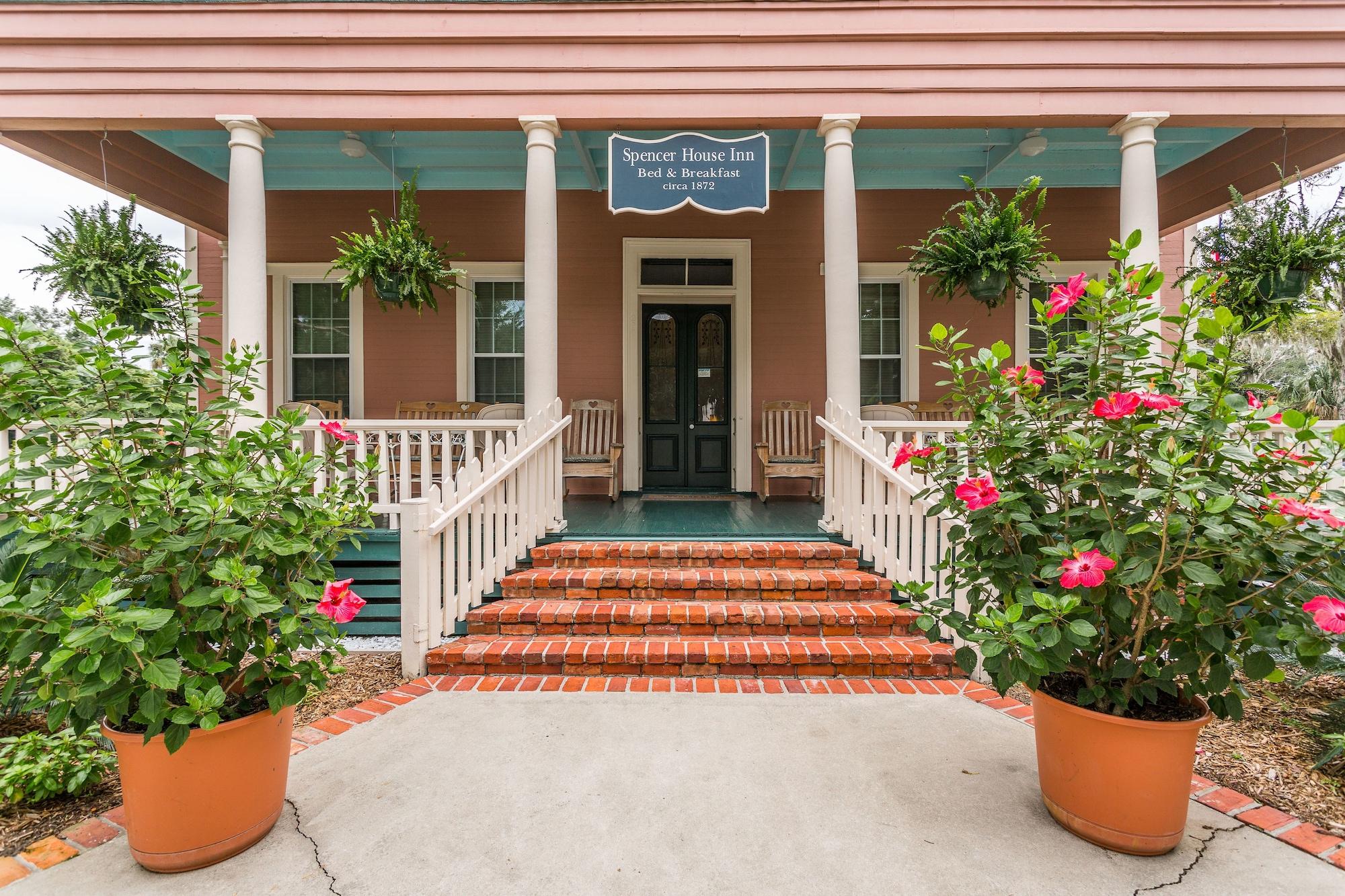 Varios Spencer House Inn Bed & Breakfast