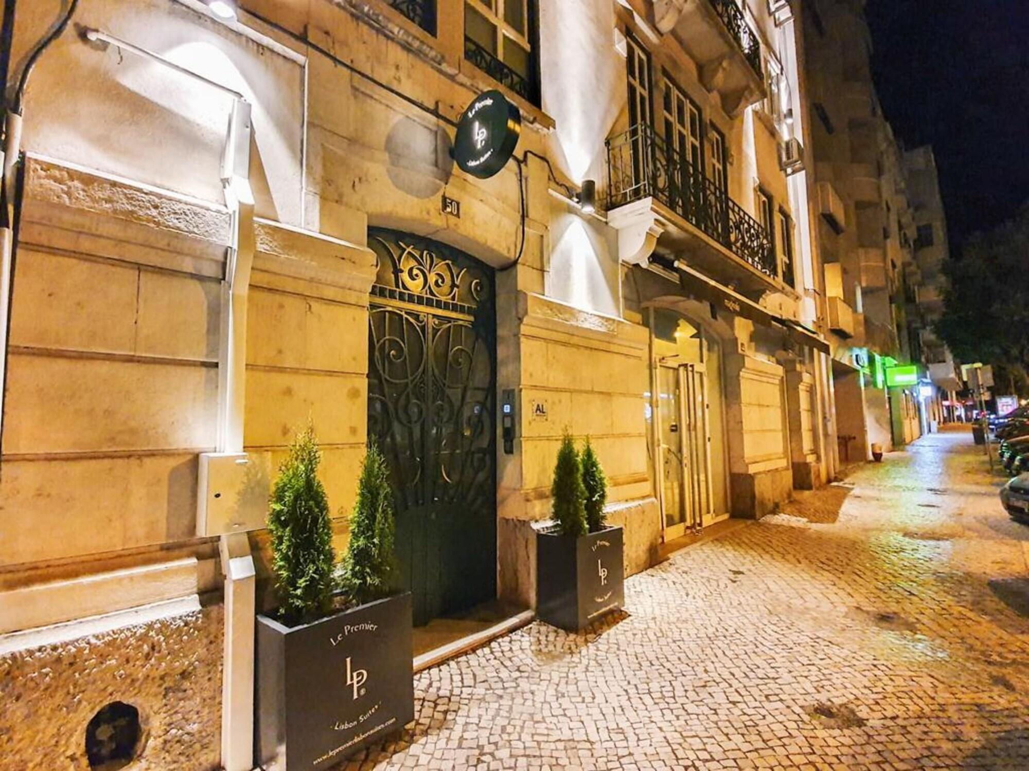 Vista Exterior Le Premier Lisbon Suites
